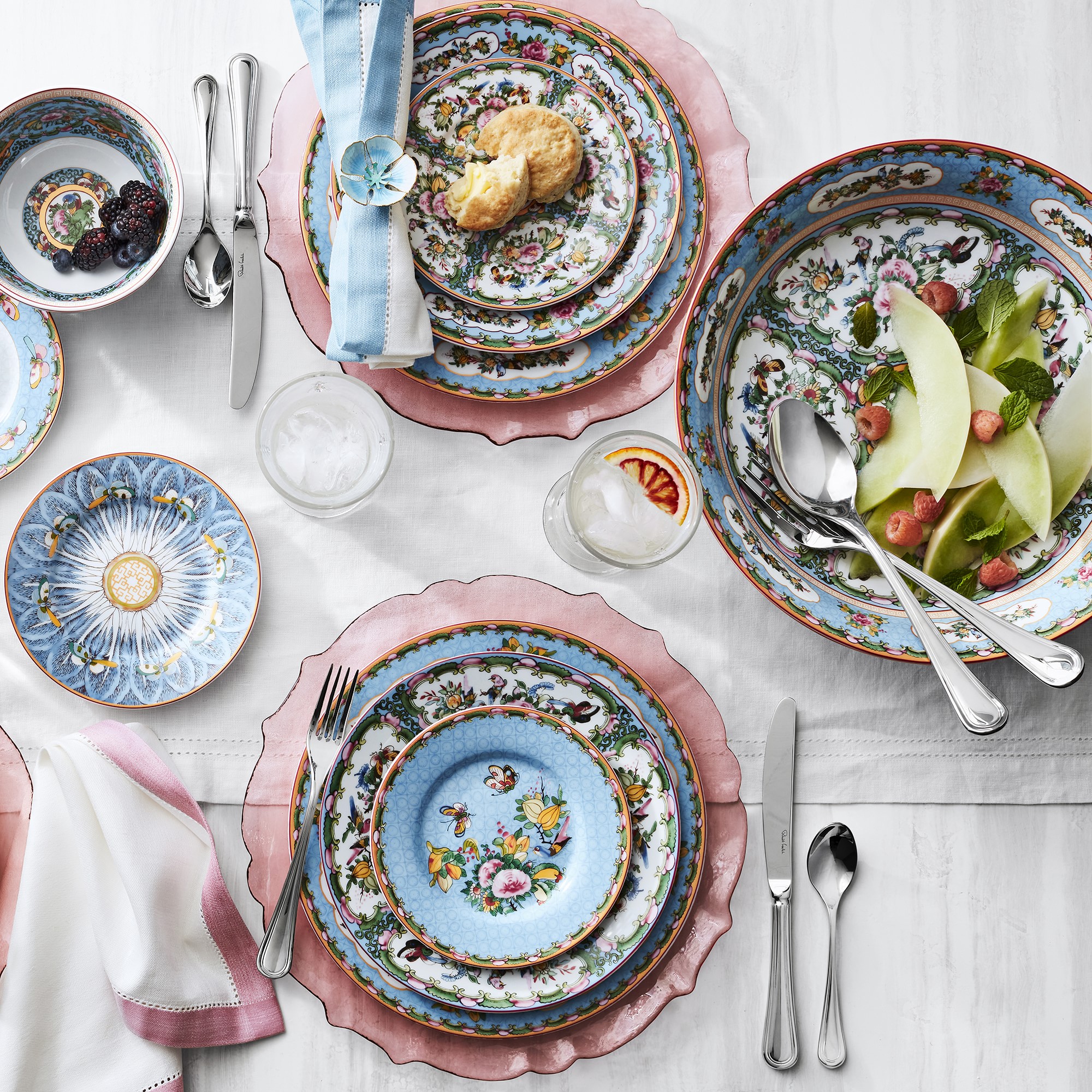 Famille RoseDinner Plates