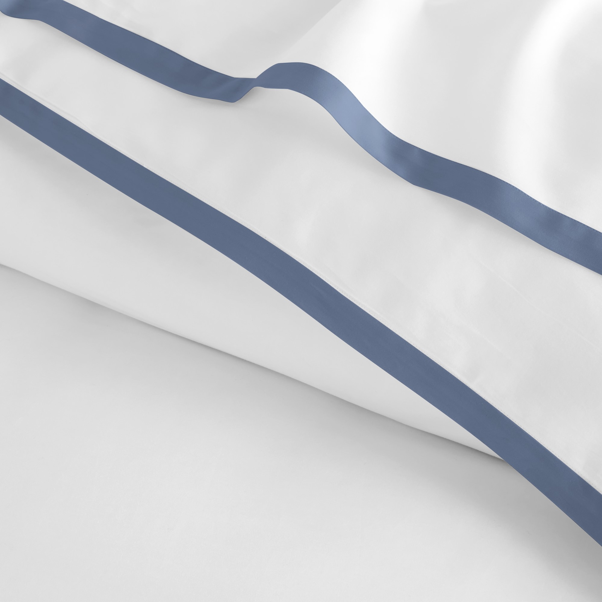 Chambers® Italian Border 300TC Sateen Duvet Cover & Shams