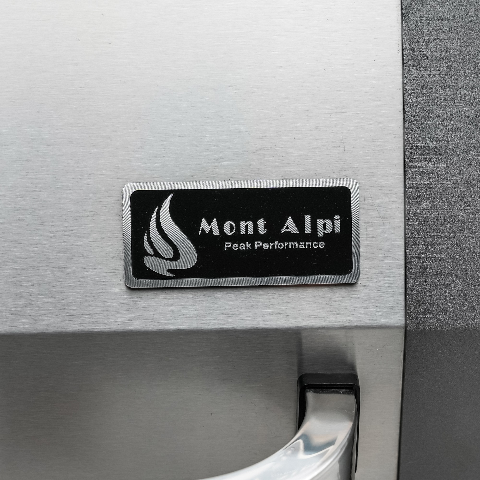 Mont Alpi 805 Deluxe Island with Fridge & Corner Cart