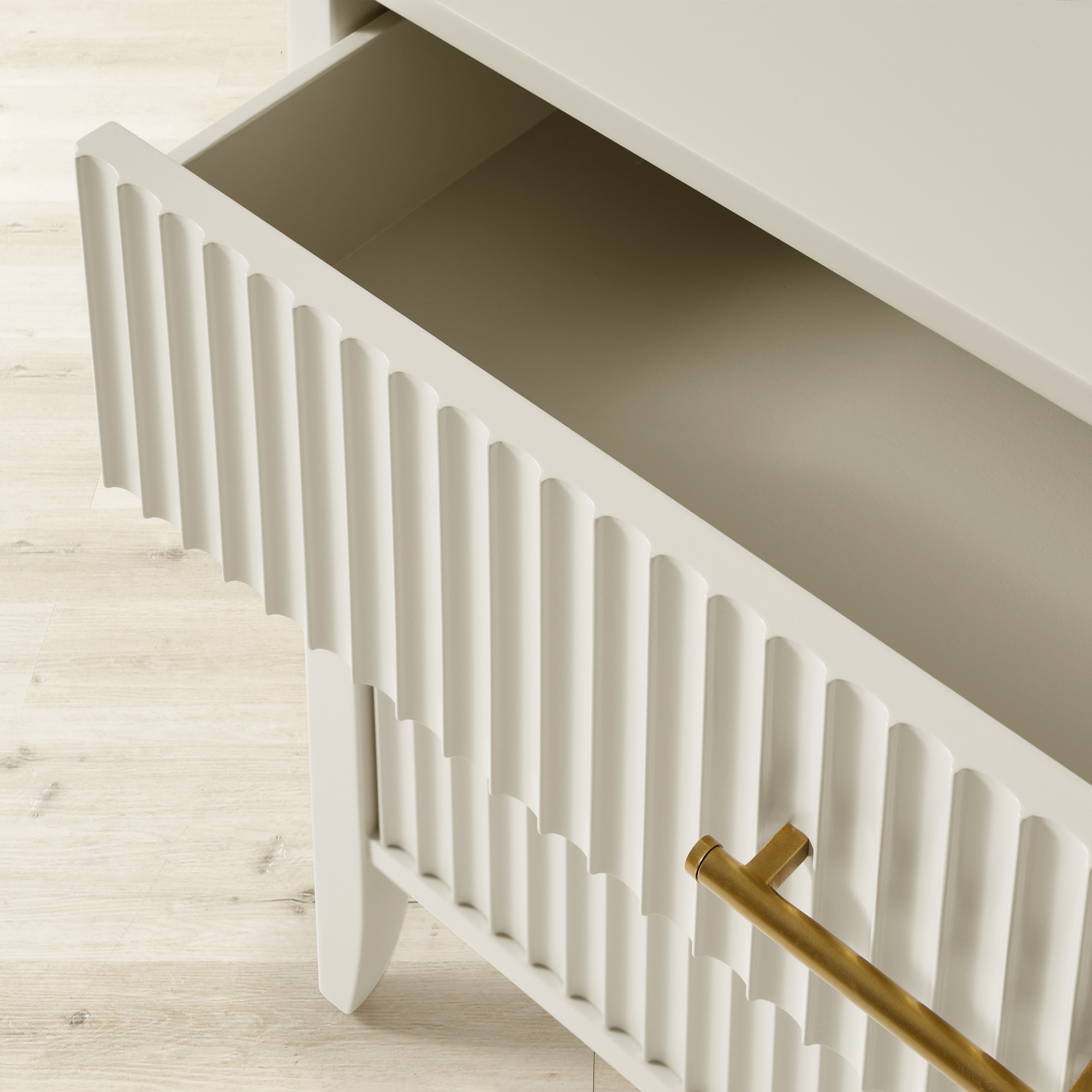 Lewis 3-Drawer Nightstand (38