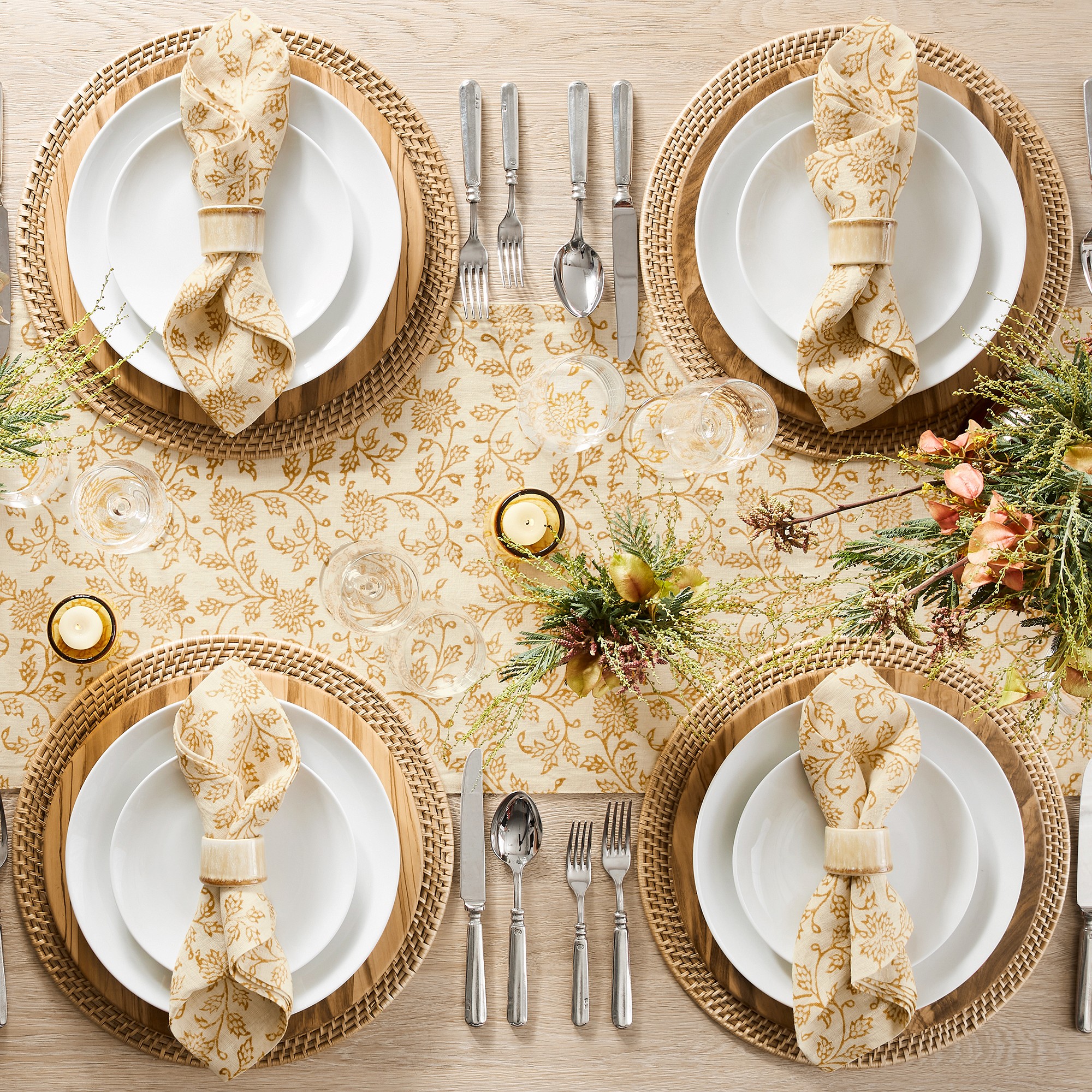Dahlia Table Runner