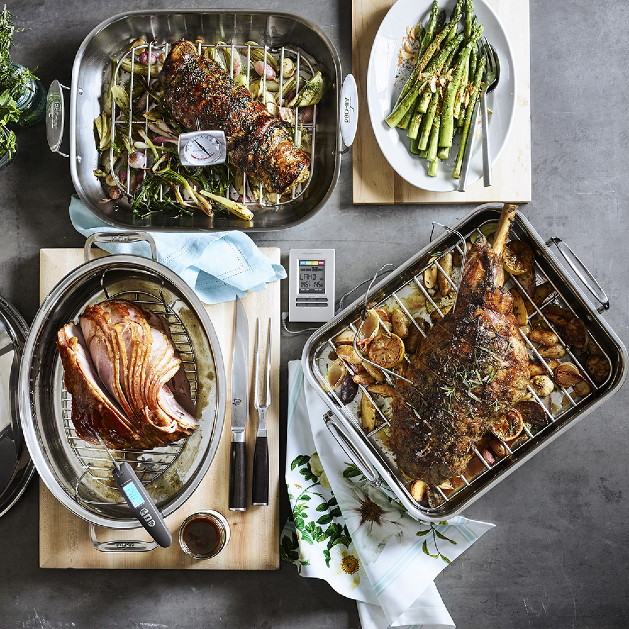 Williams Sonoma Stainless-Steel Ultimate Roaster with Rack