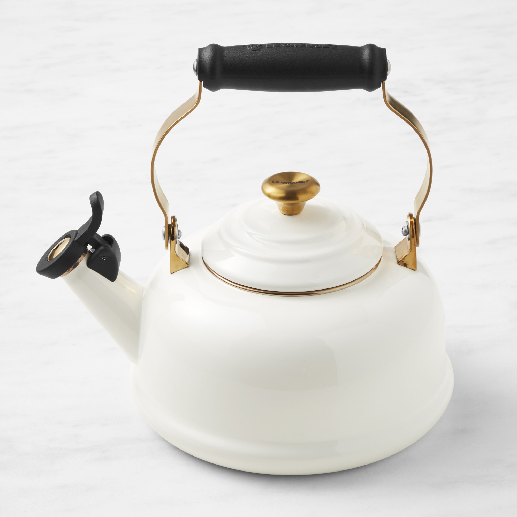 Le Creuset Classic Whistling Tea Kettle