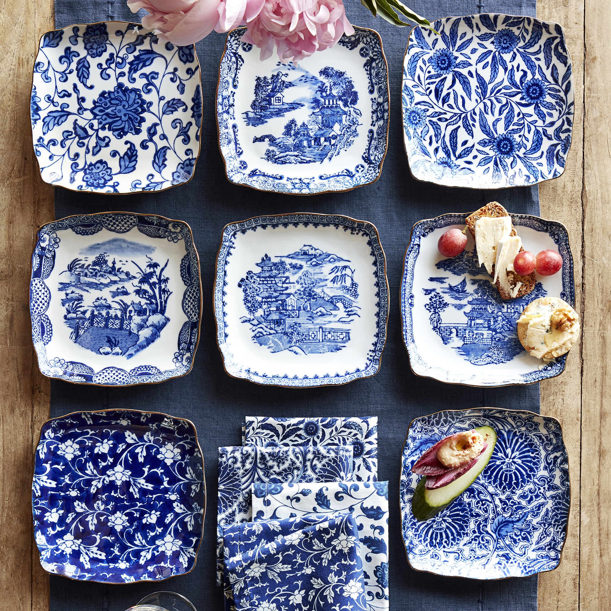 Marlo Thomas x Williams Sonoma Blue Floral Appetizer Plates, Set of 4