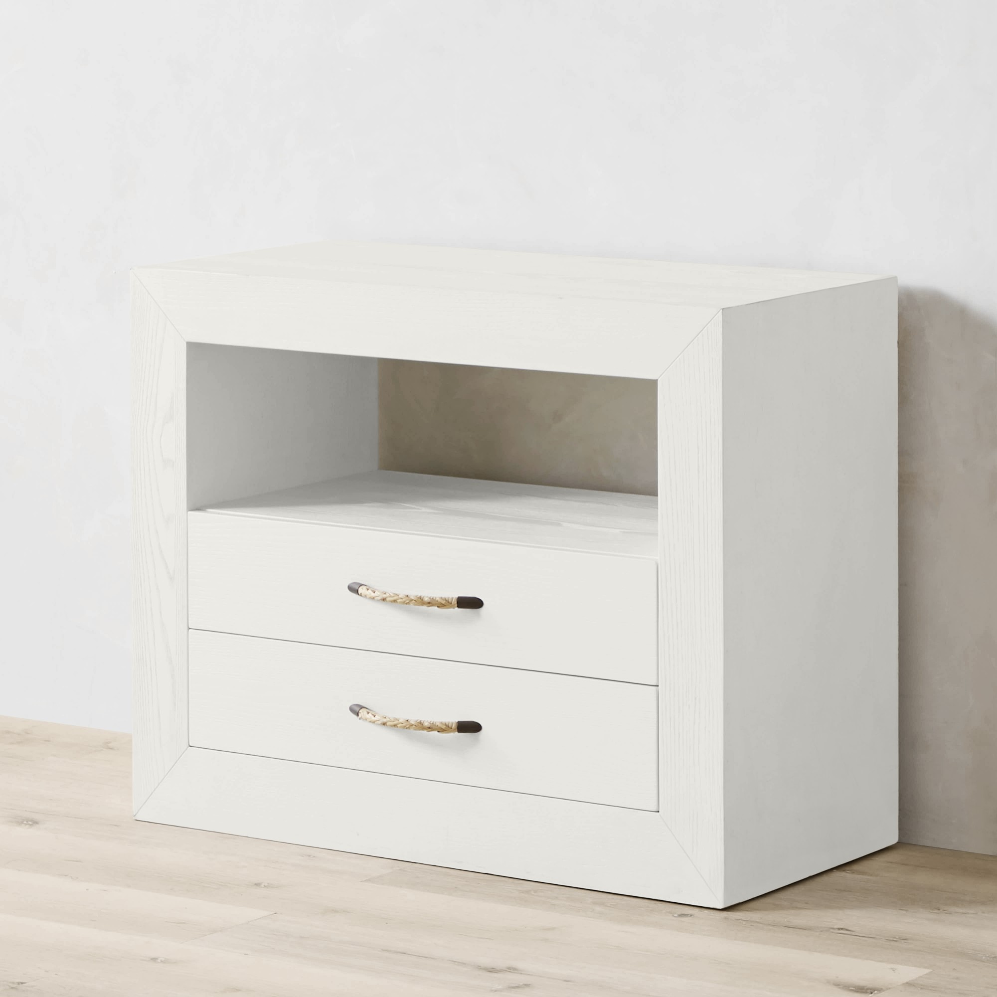 Malta 2-Drawer Nightstand (34