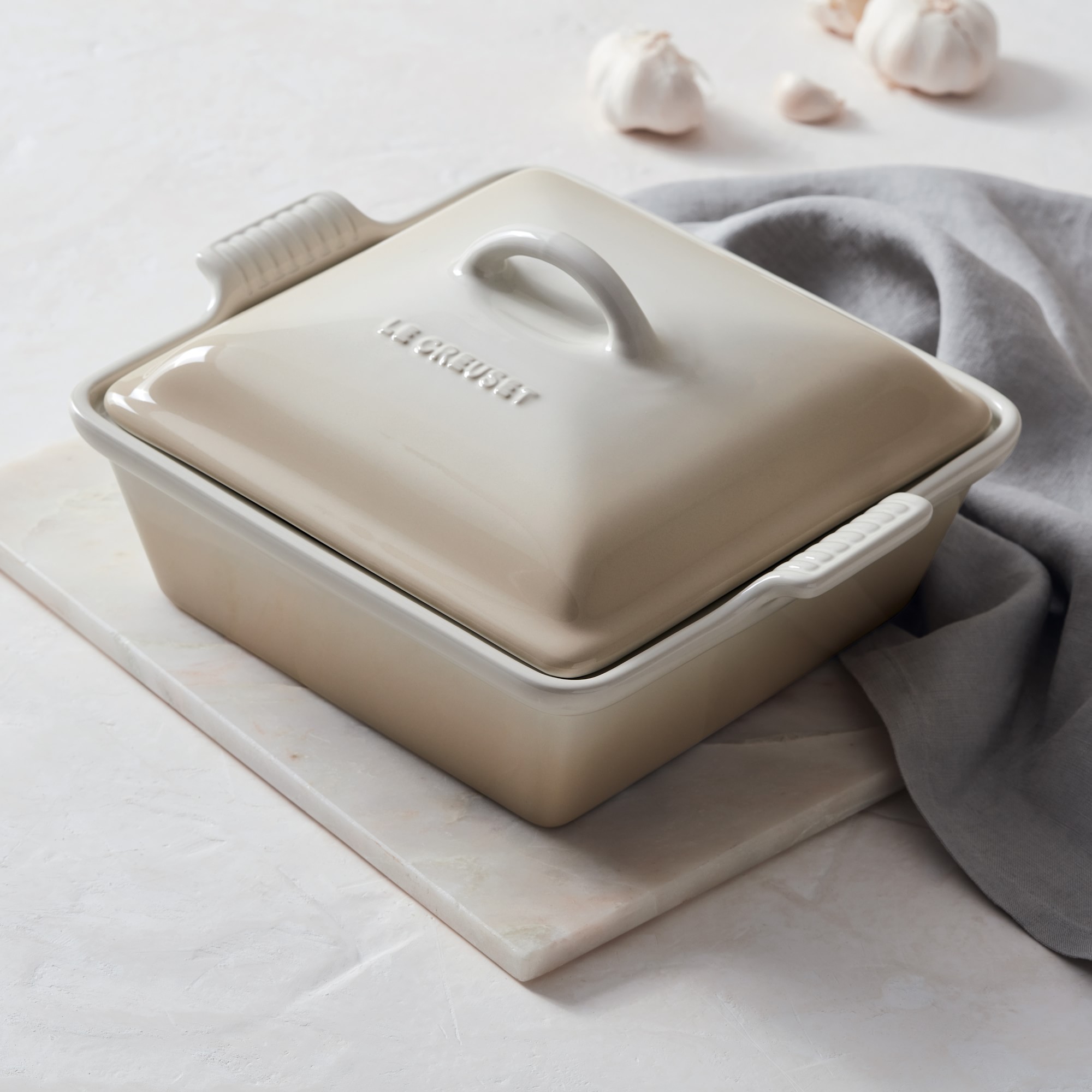 Le Creuset Heritage Stoneware Shallow Square Covered Baker, 2-Qt.