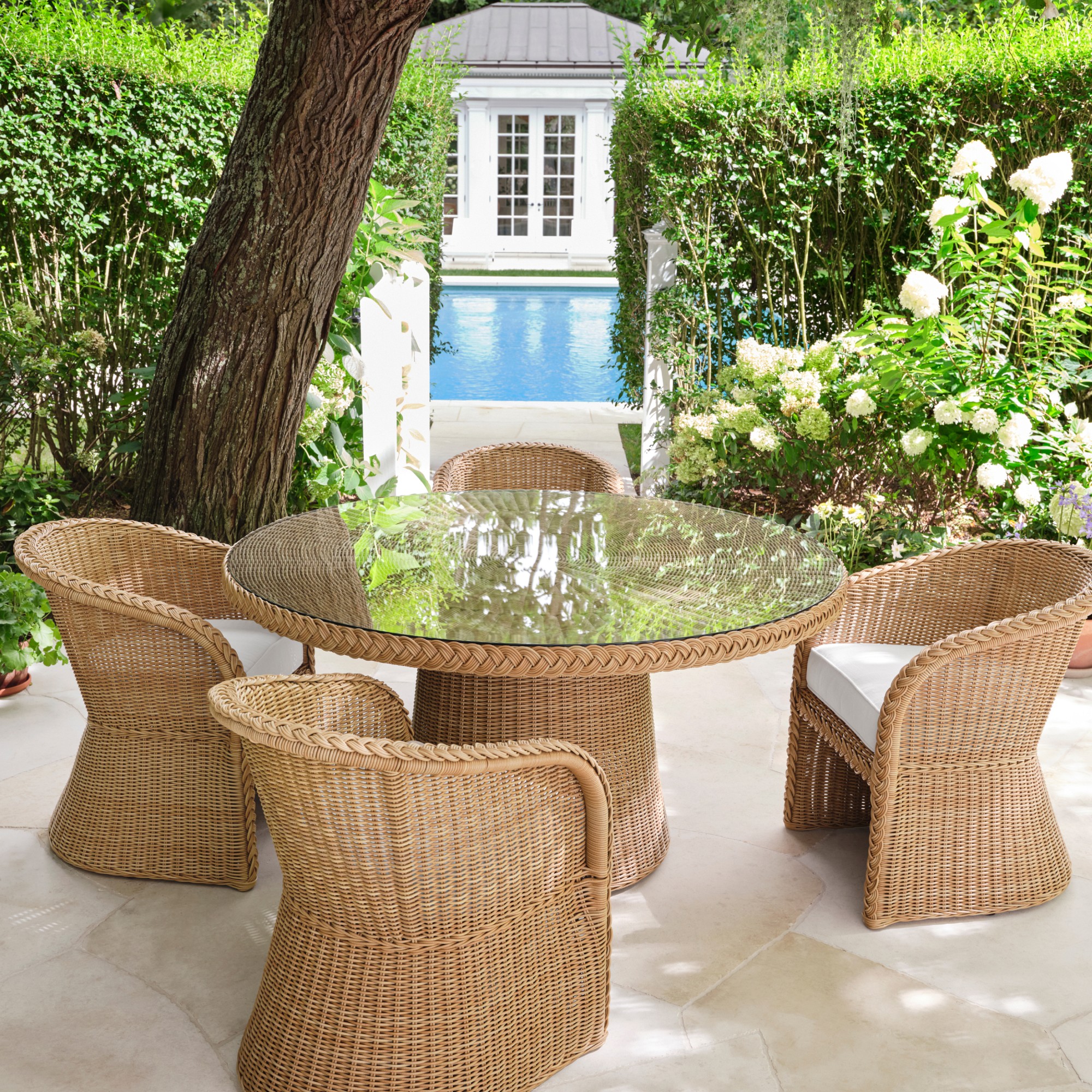 AERIN East Hampton Dining Table (60