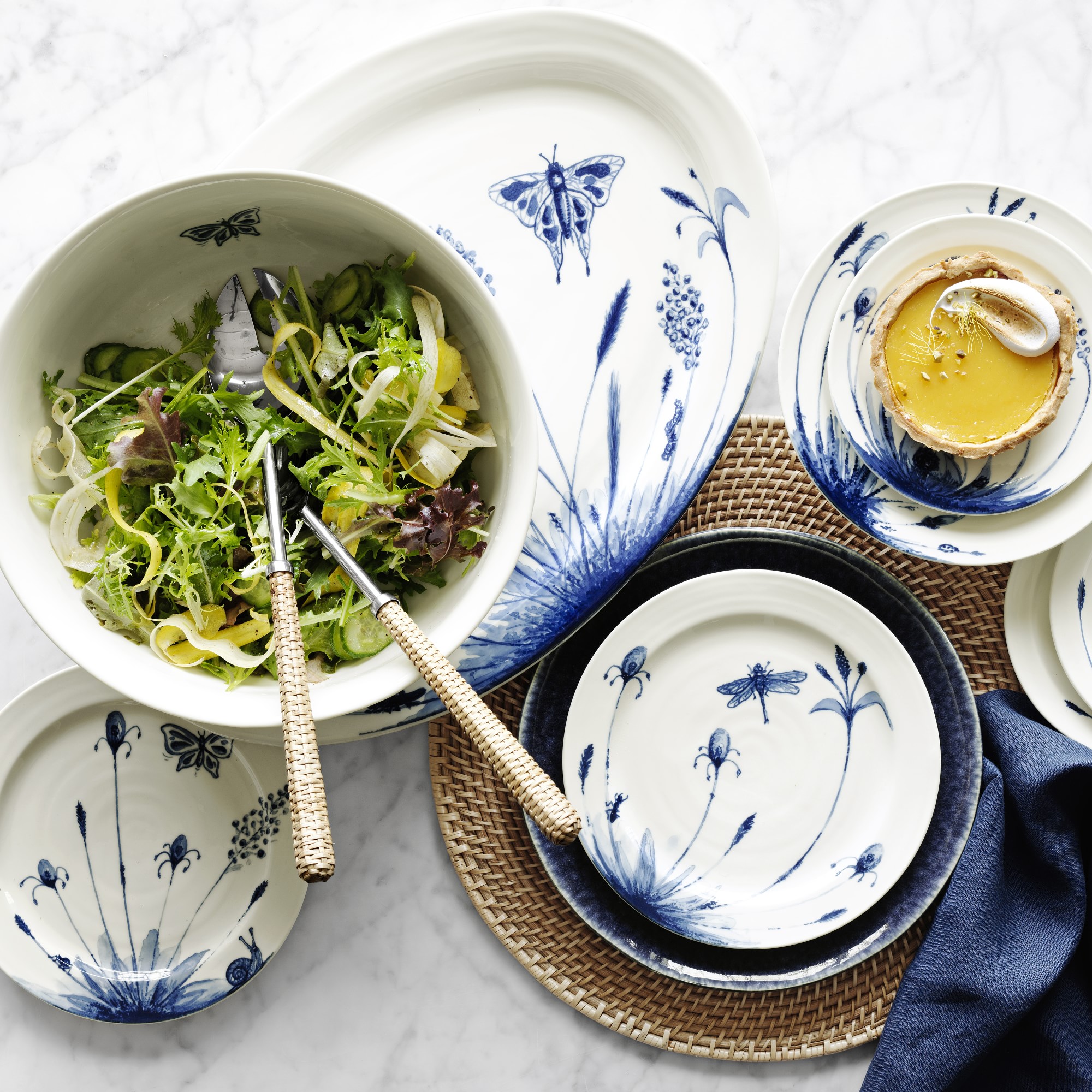 Light Woven Salad Servers
