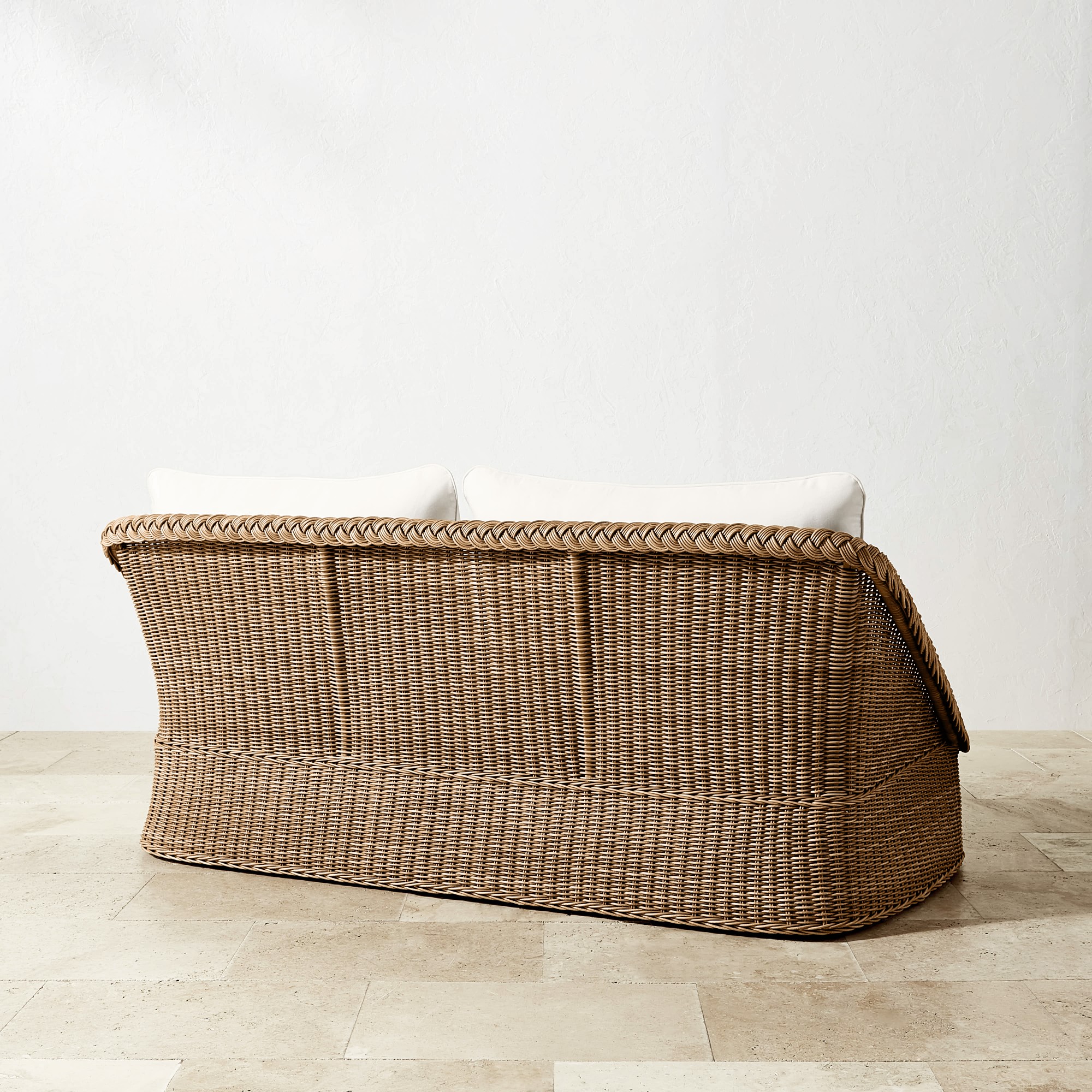 AERIN East Hampton Sofa (78