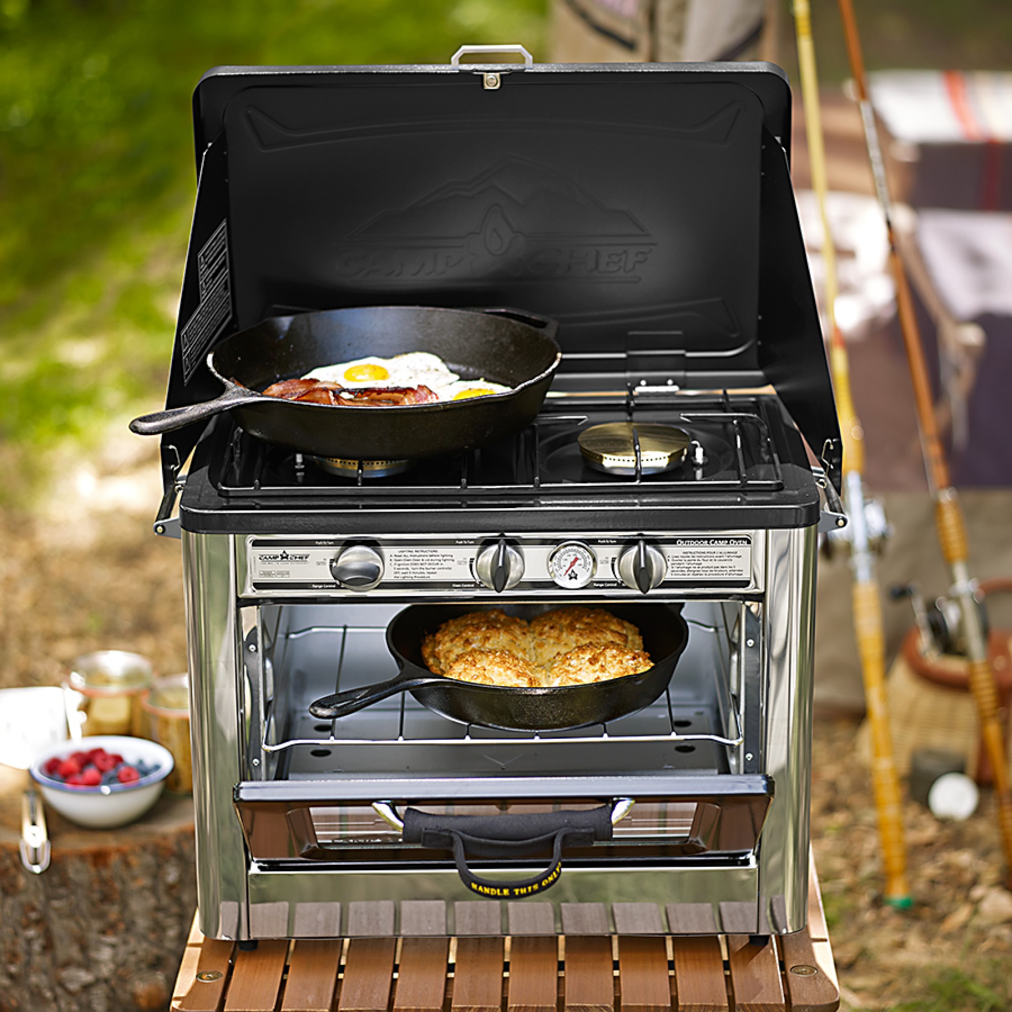 Lodge Seasoned Cast Iron Skillet Pan