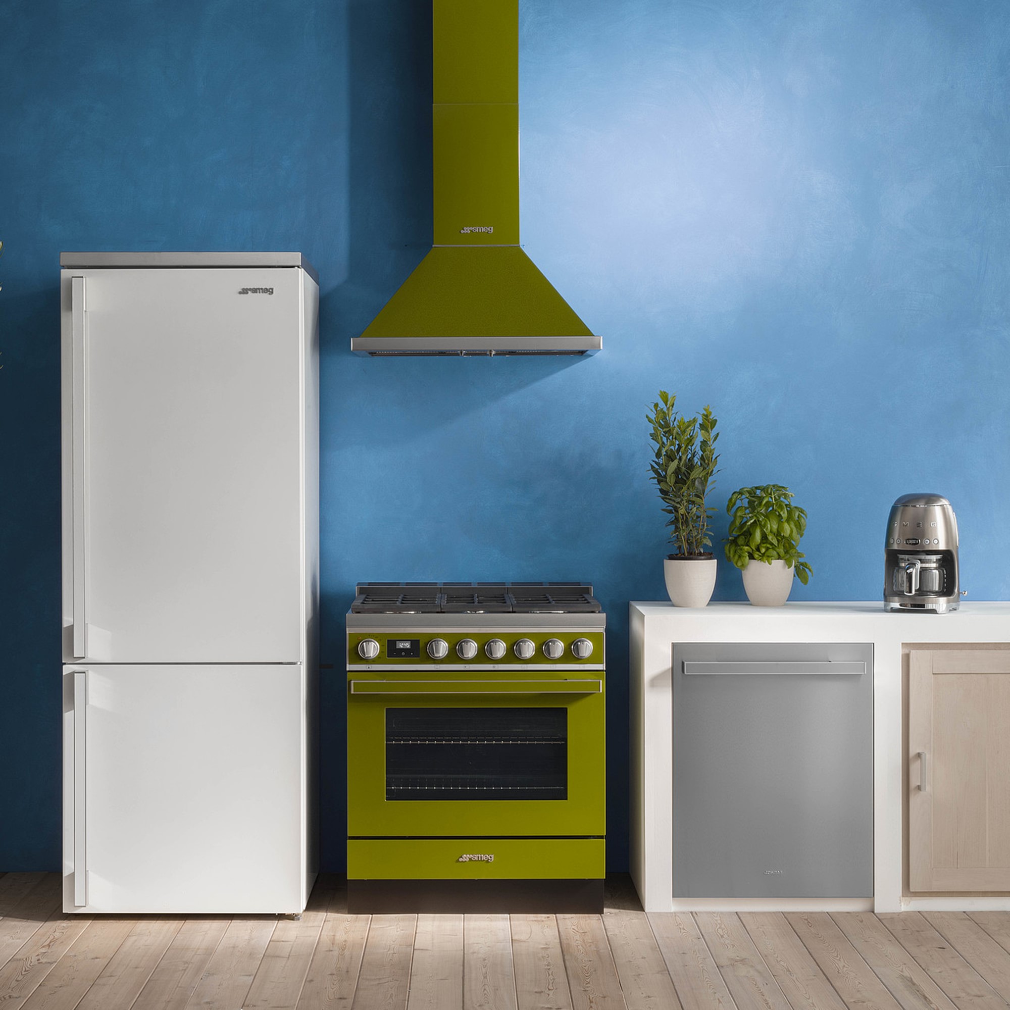 SMEG Portofino All Gas Range, 30