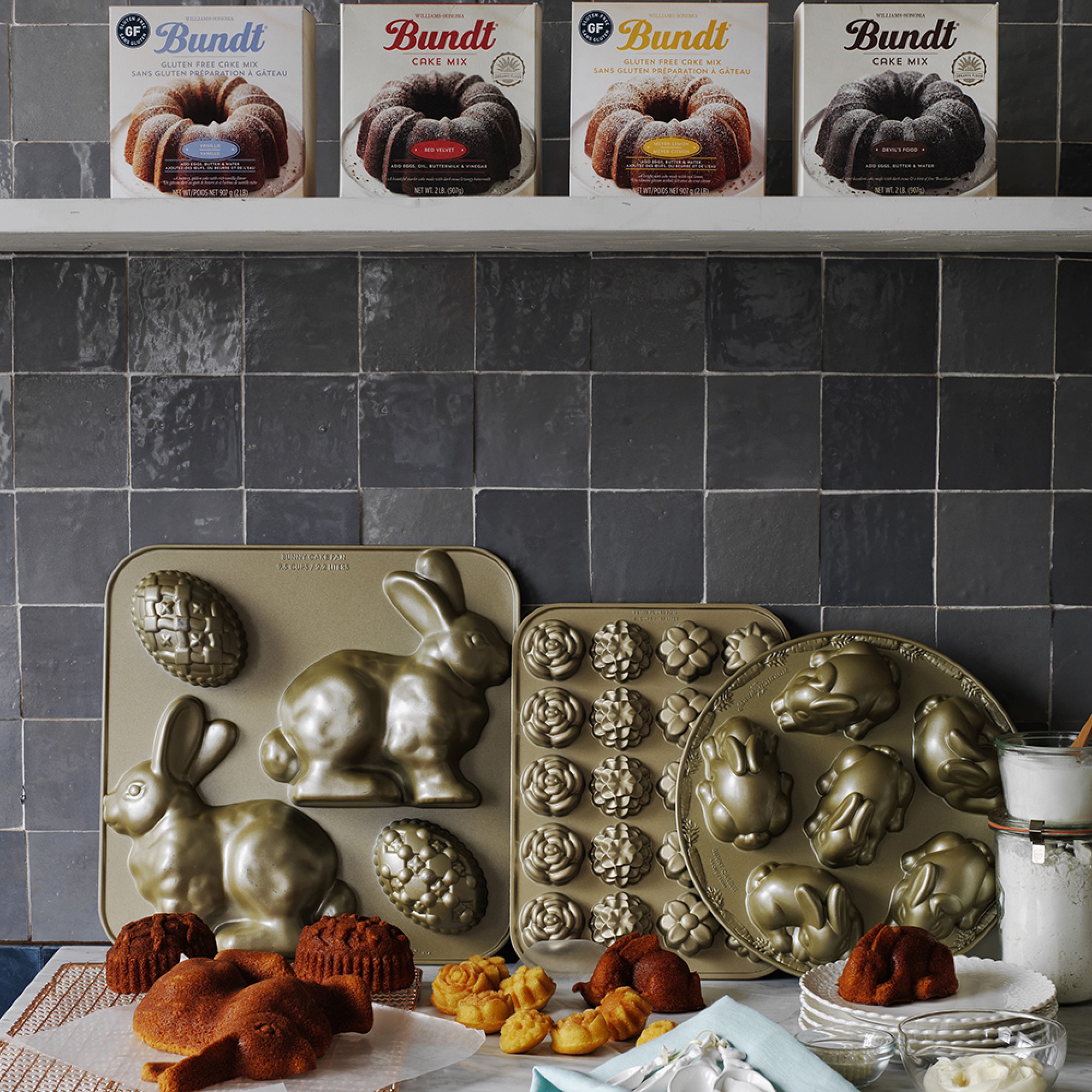 Nordic Ware Nonstick Cast Aluminum Mini Bunny Cakelet Pan