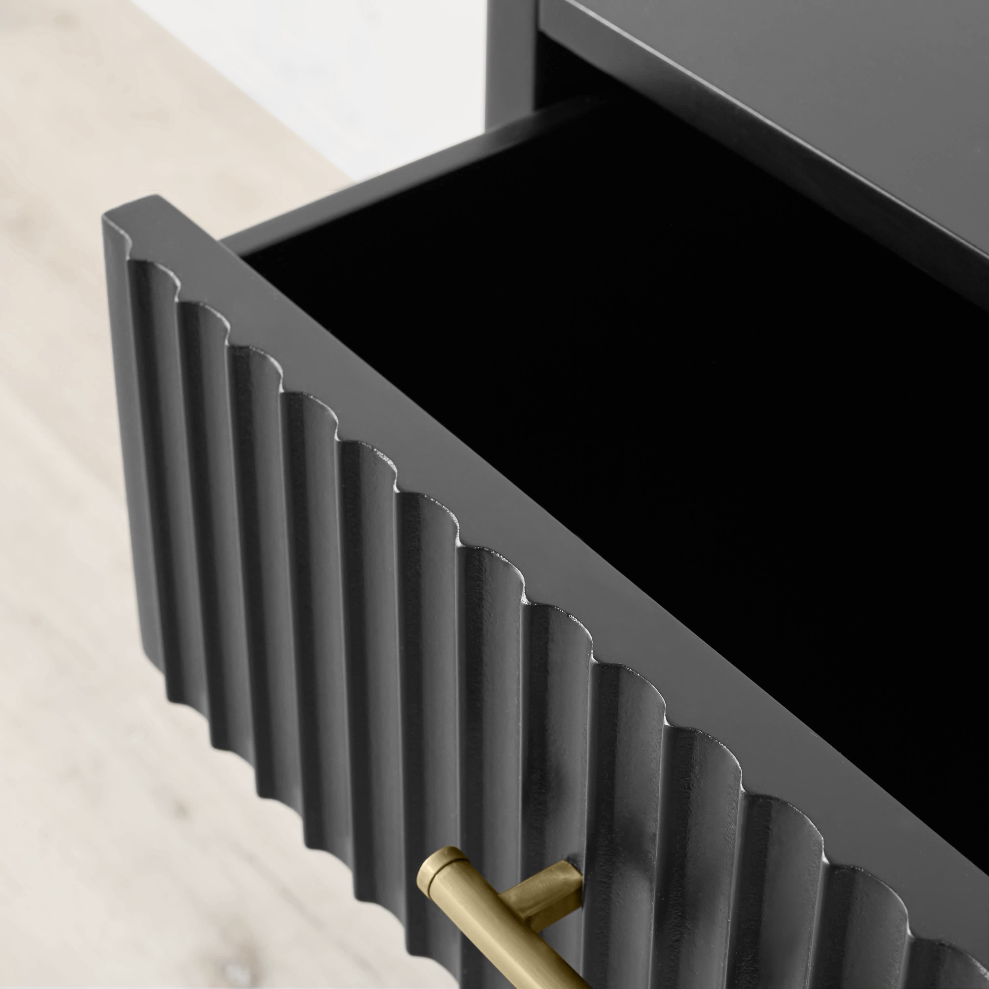 Lewis 1-Drawer Nightstand (26