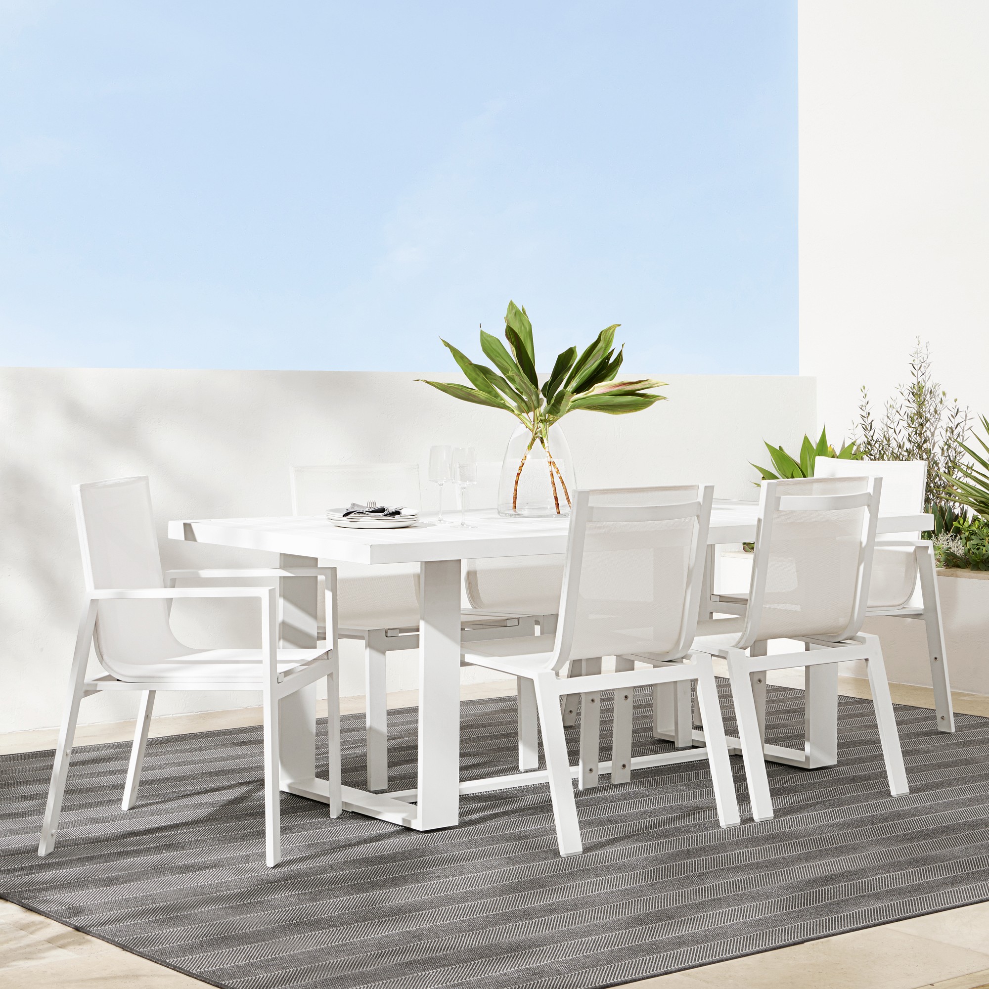 Santa Barbara Outdoor Metal Dining Side Chair