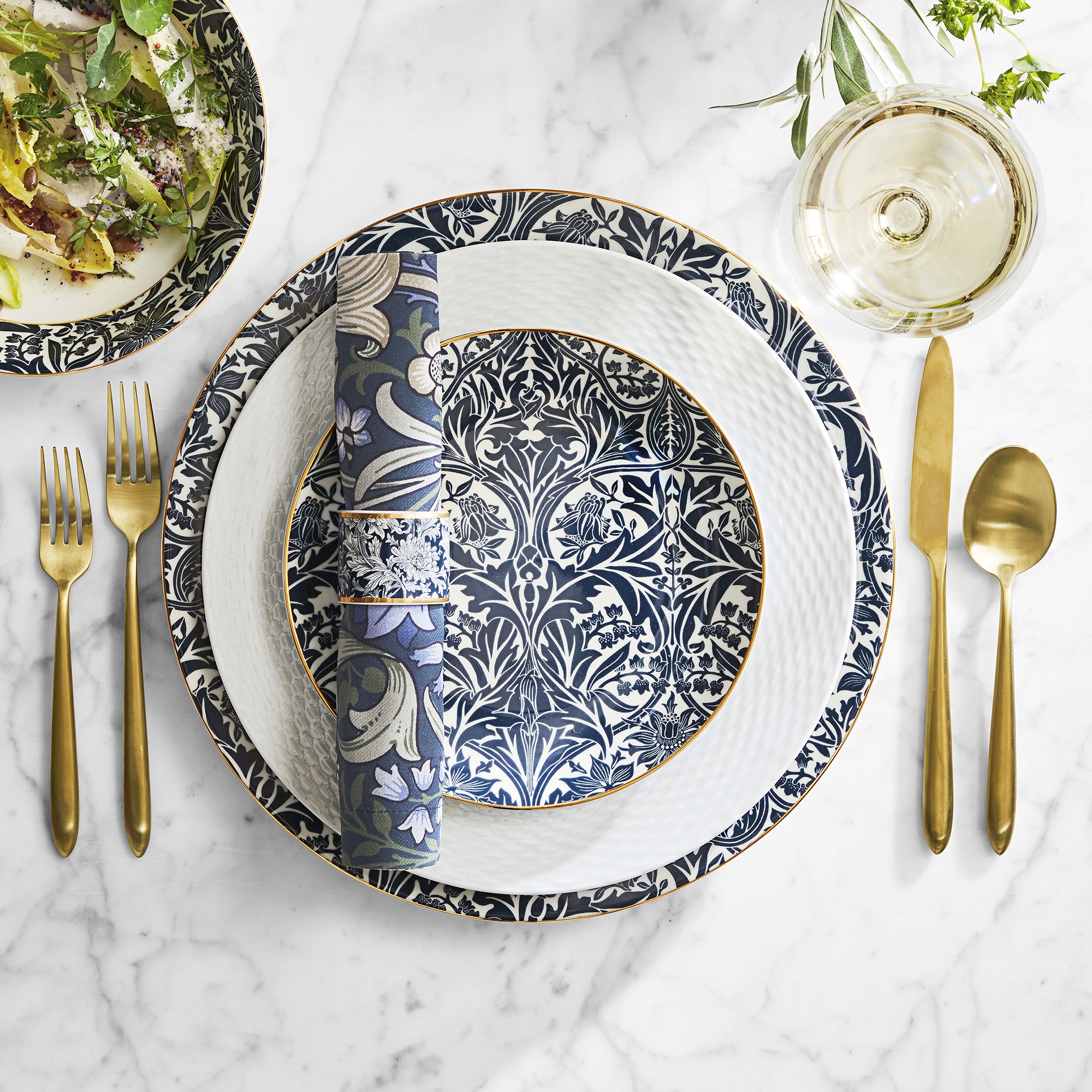 Morris & Co. x Williams Sonoma Bluebell Charger