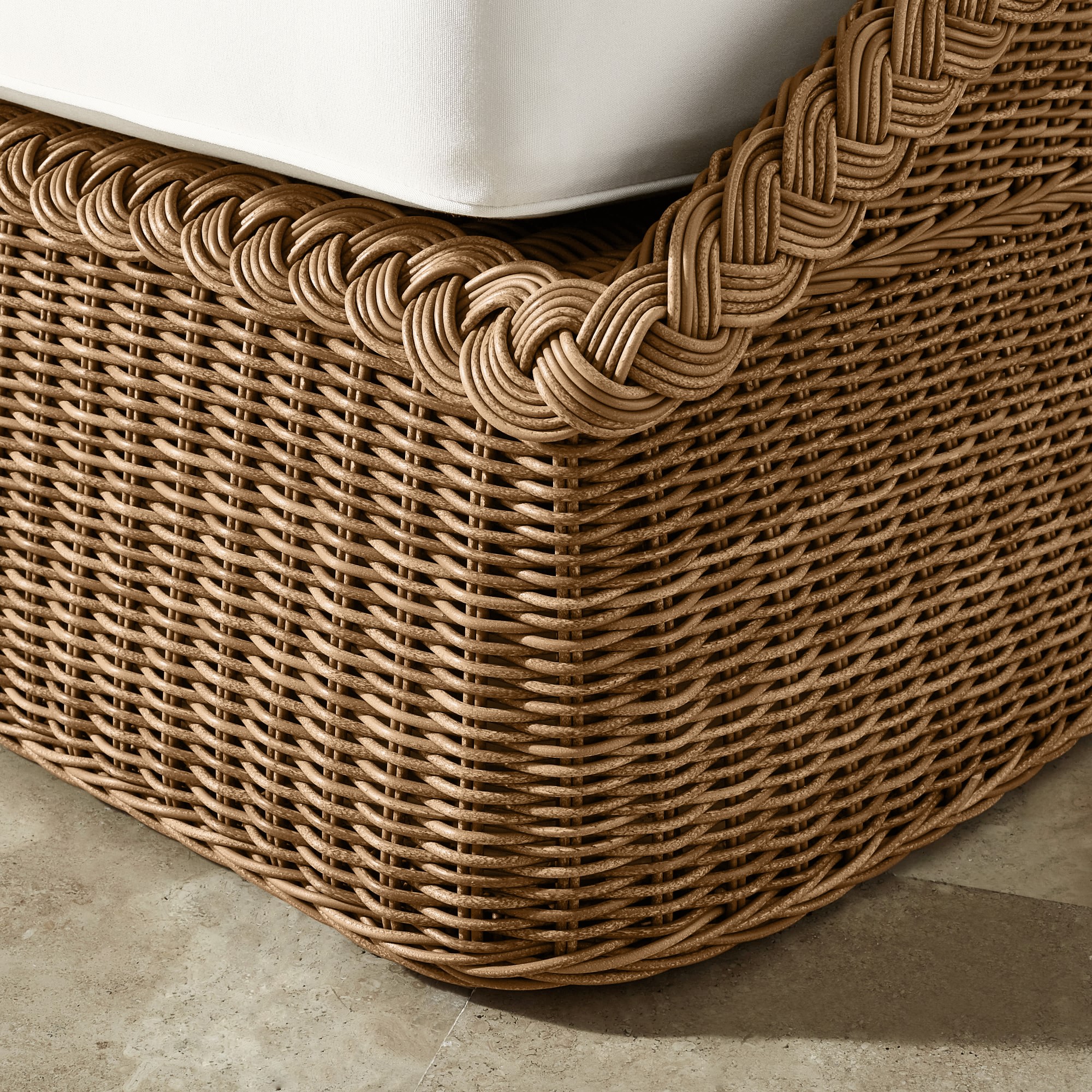 AERIN East Hampton Sofa (78