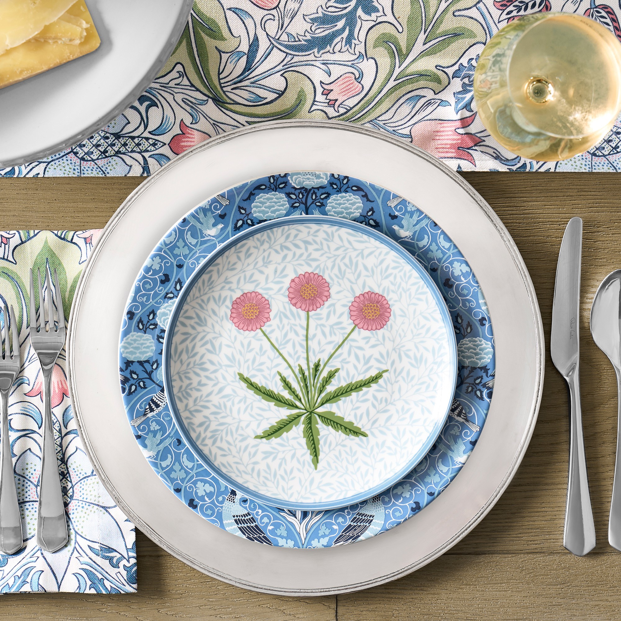 Morris & Co. x Williams Sonoma Hammersmith Dinner Plates, Set of 4