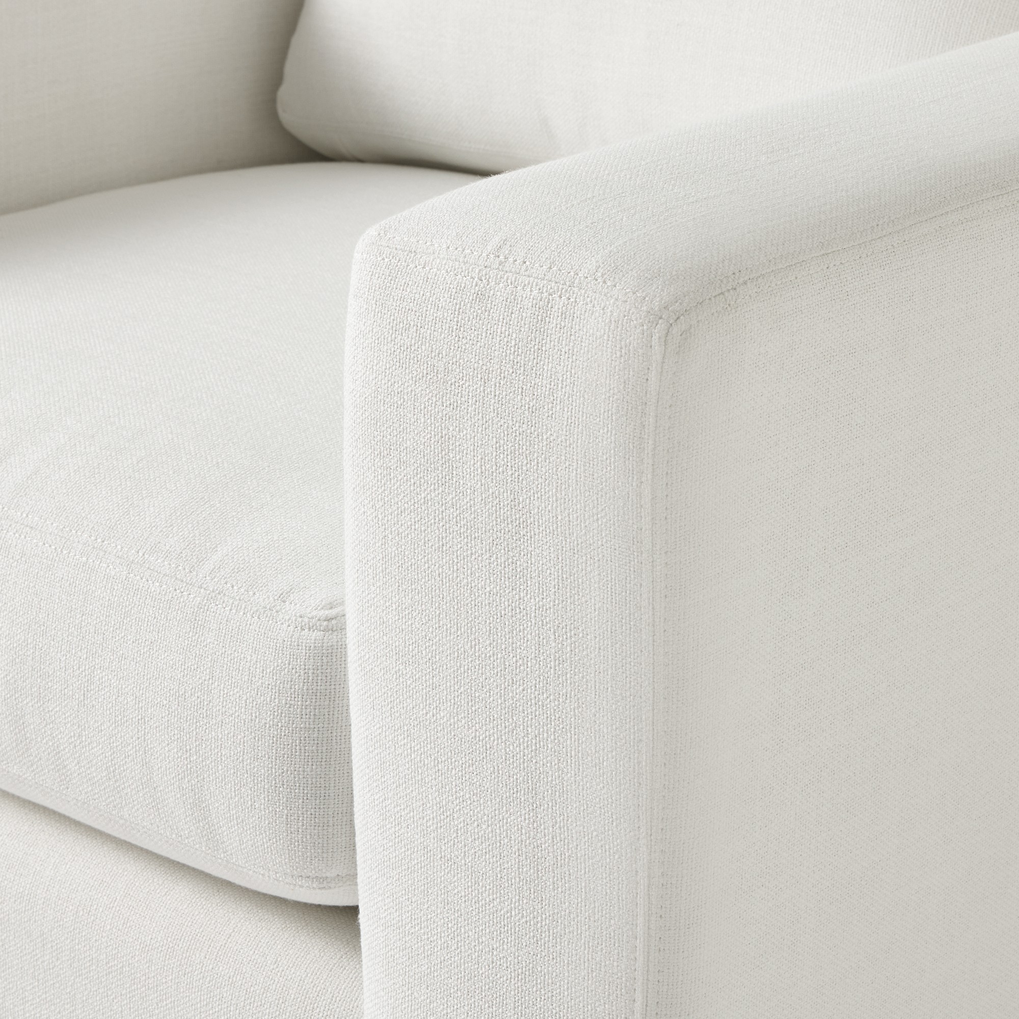 Carlton Curve Swivel Chair