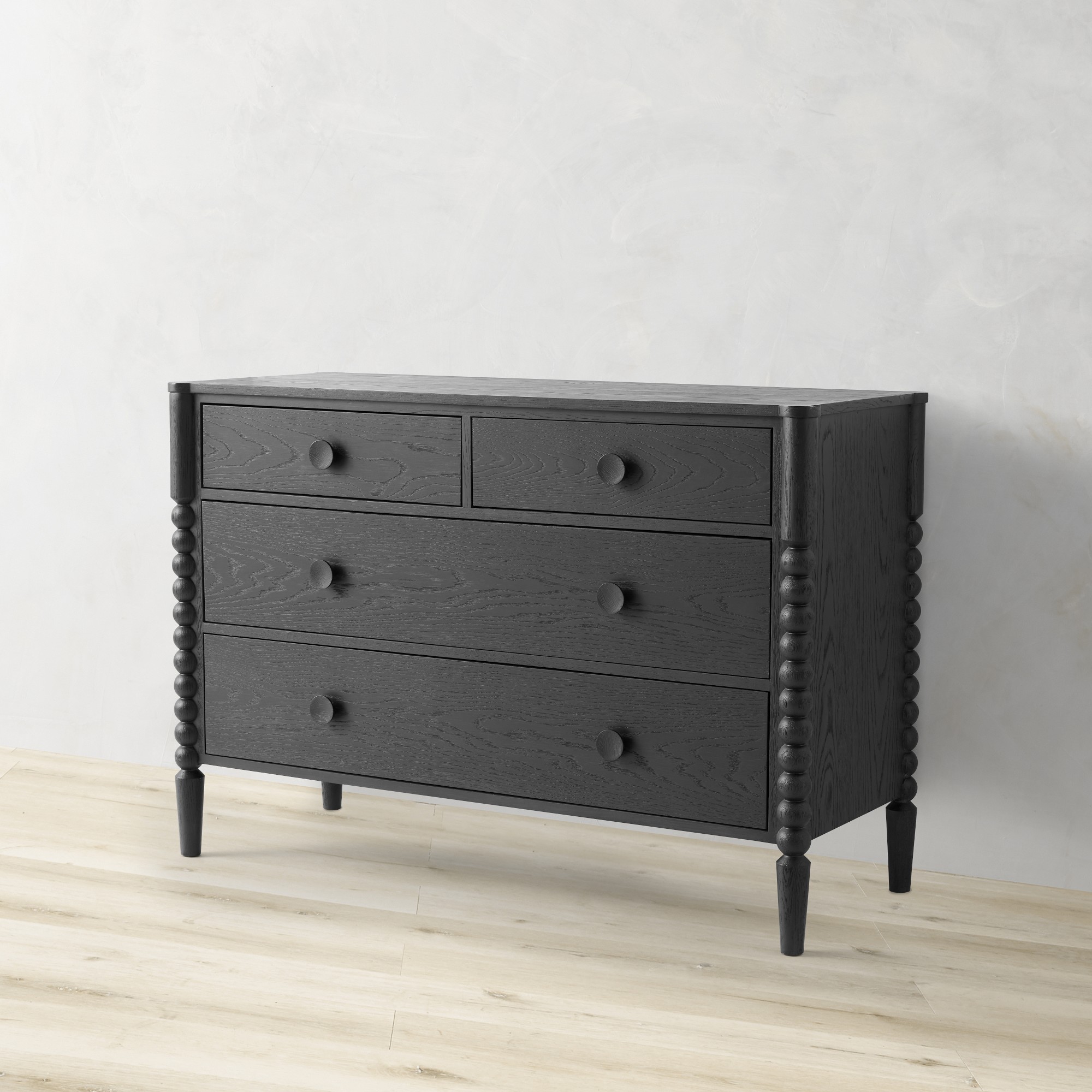 Spindle 4-Drawer Dresser (50