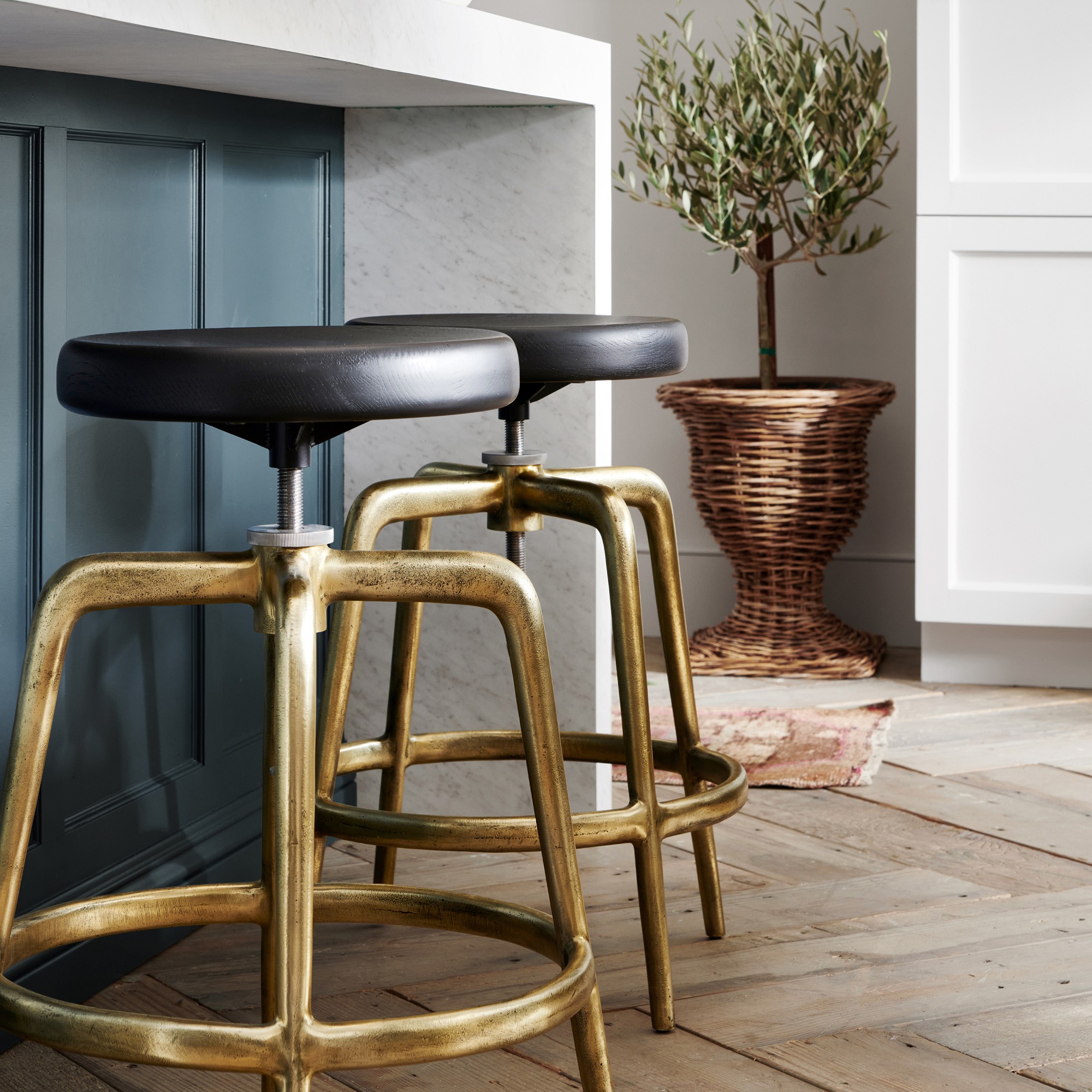 Murray Backless Counter Stool