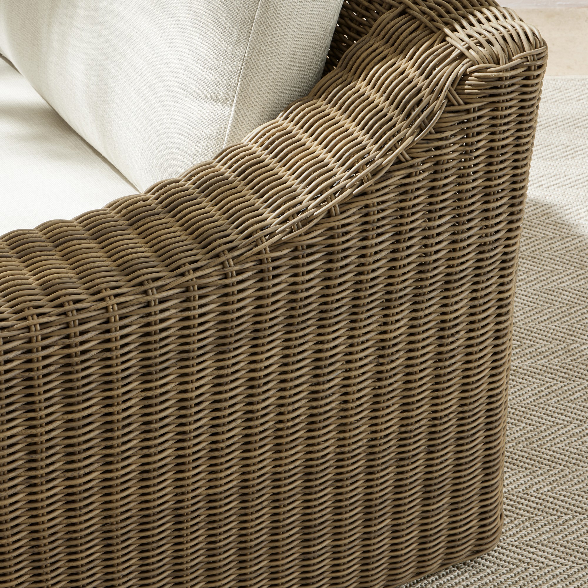 San Clemente Outdoor Swivel Chair