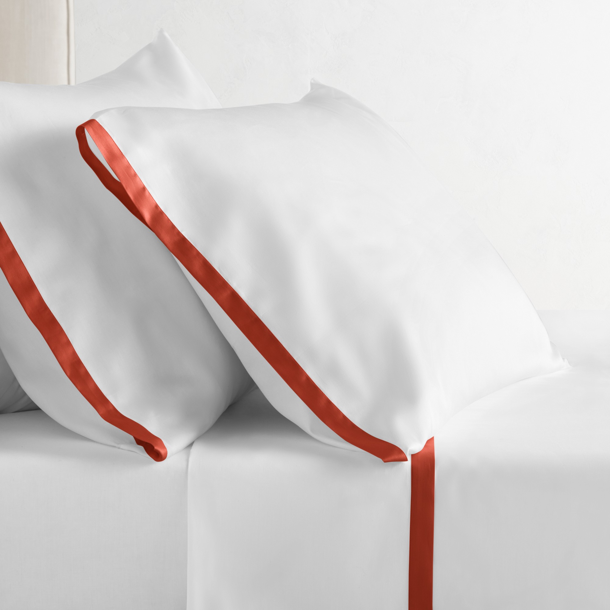 Chambers® Italian Border 300TC Sateen Pillowcases, Set of 2
