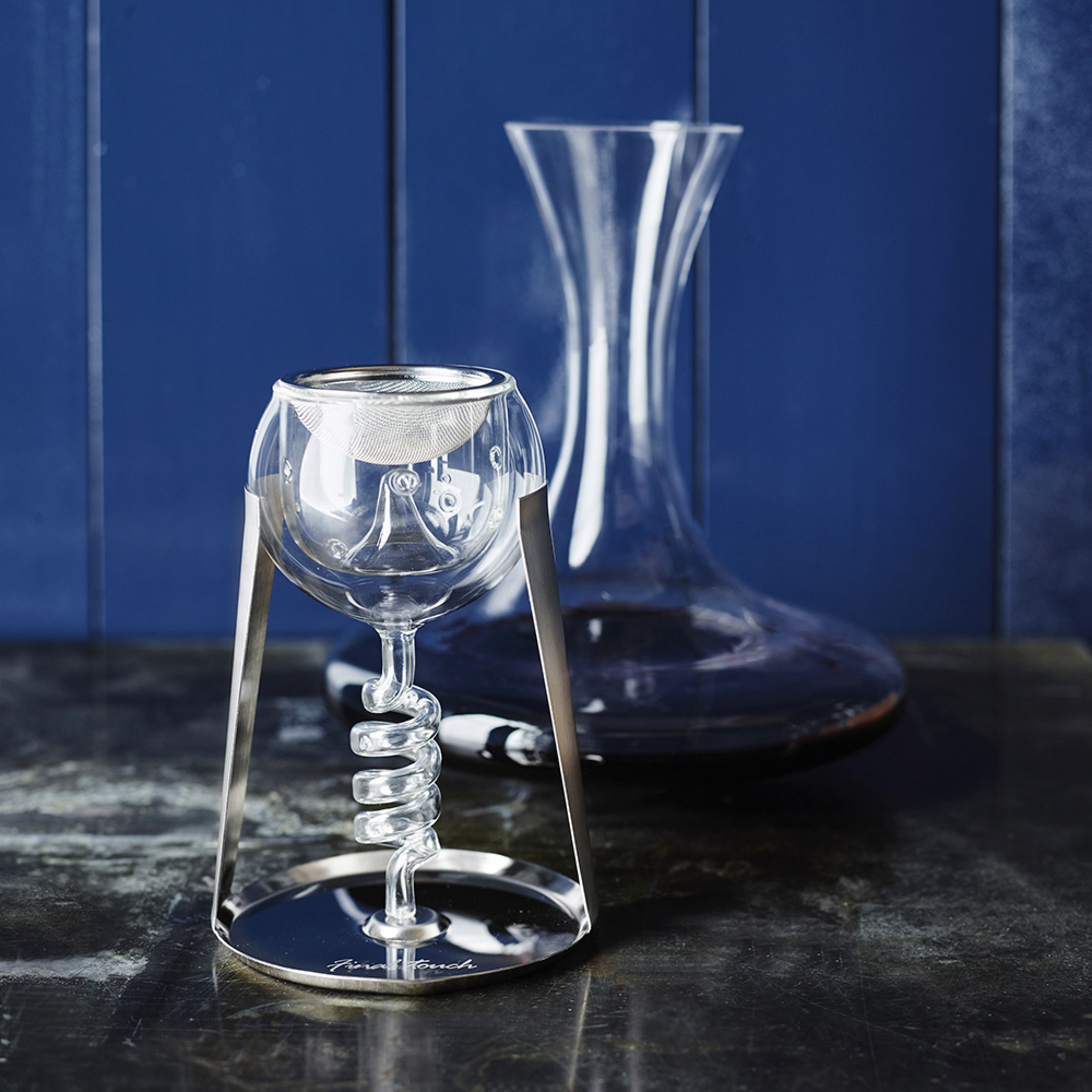 Twister Wine Aerator & Decanter with Stand Set