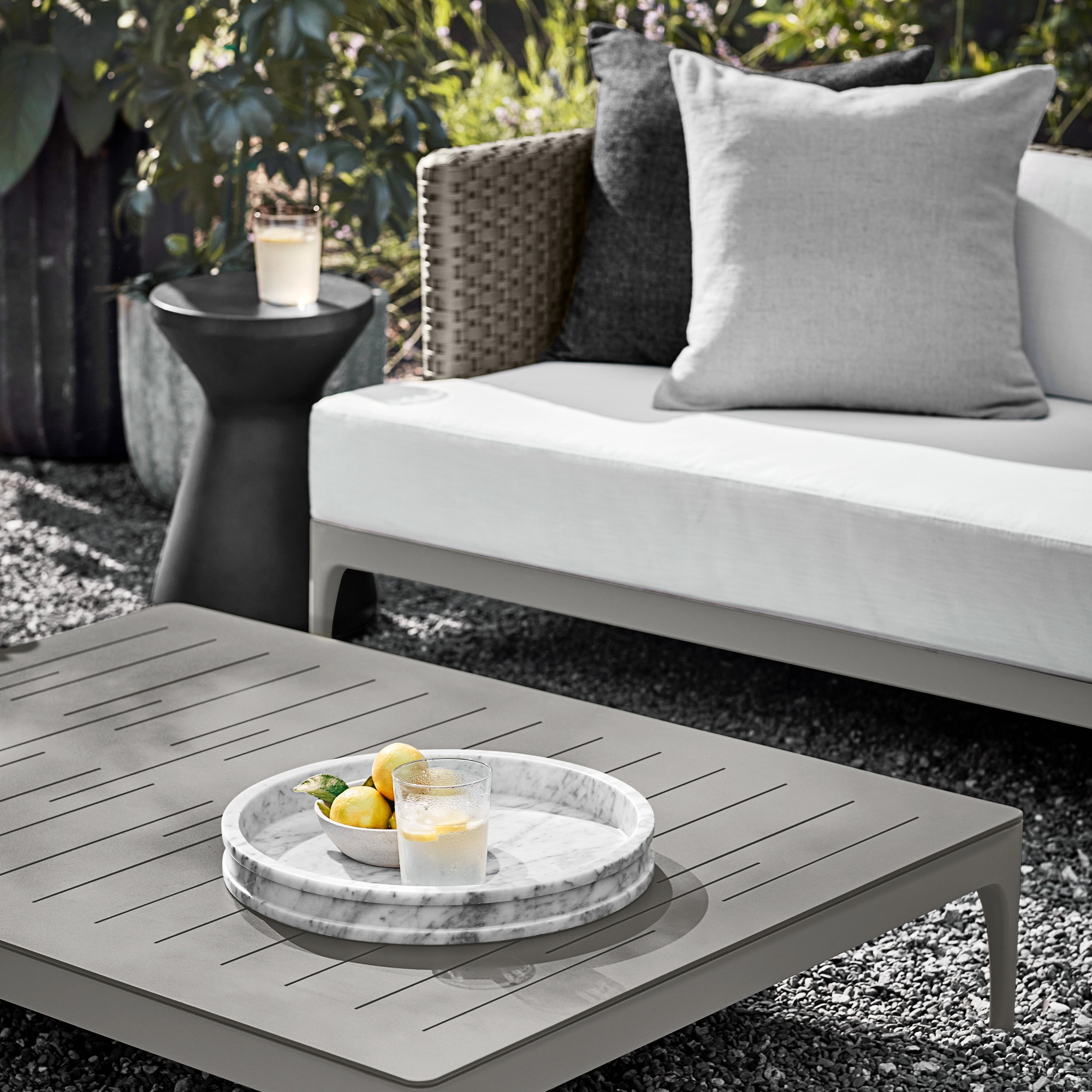 Palisades Outdoor Rectangular Coffee Table (47.5