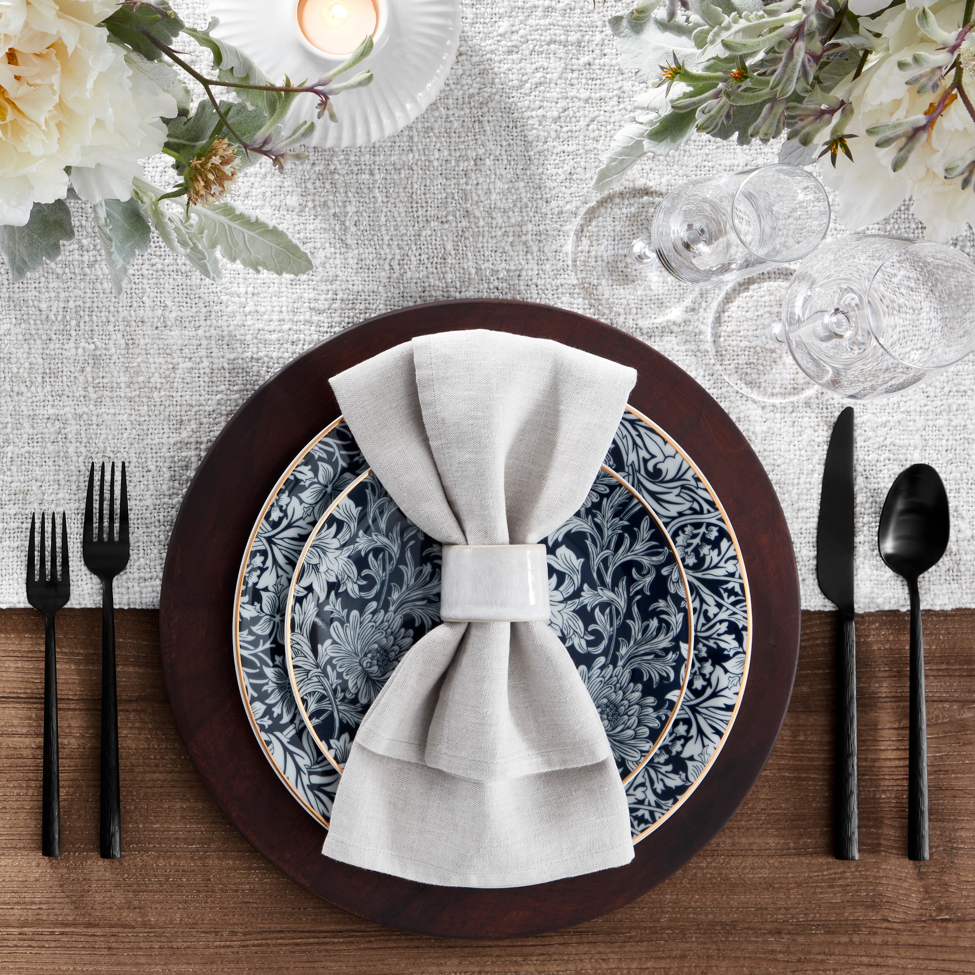 Morris & Co. x Williams Sonoma Bluebell Dinner Plates