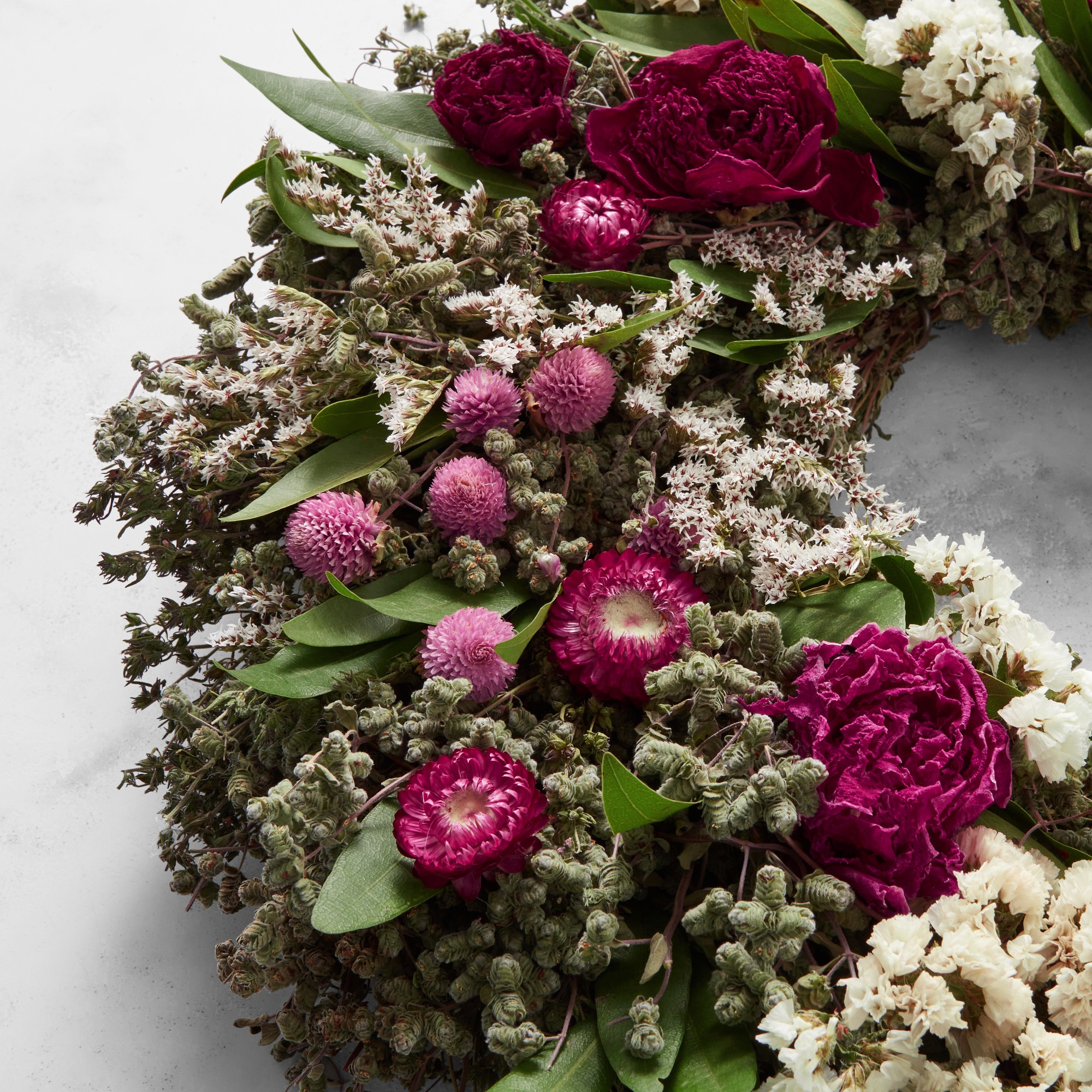 Peony Blooms Live Wreath, 20