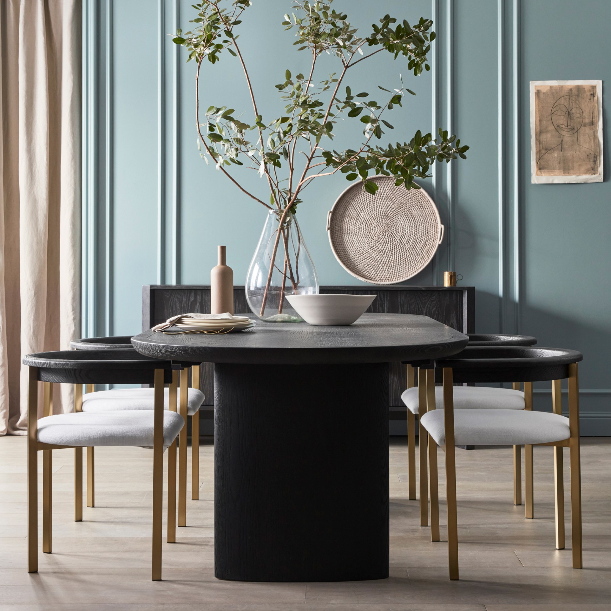 Radius Extendable Oval Dining Table (72