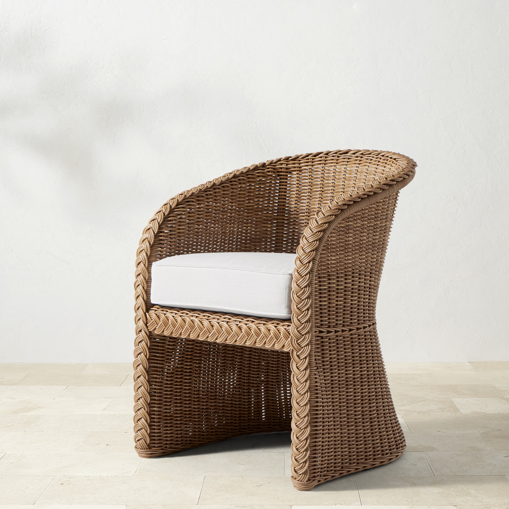 AERIN East Hampton Dining Table & Dining Chairs