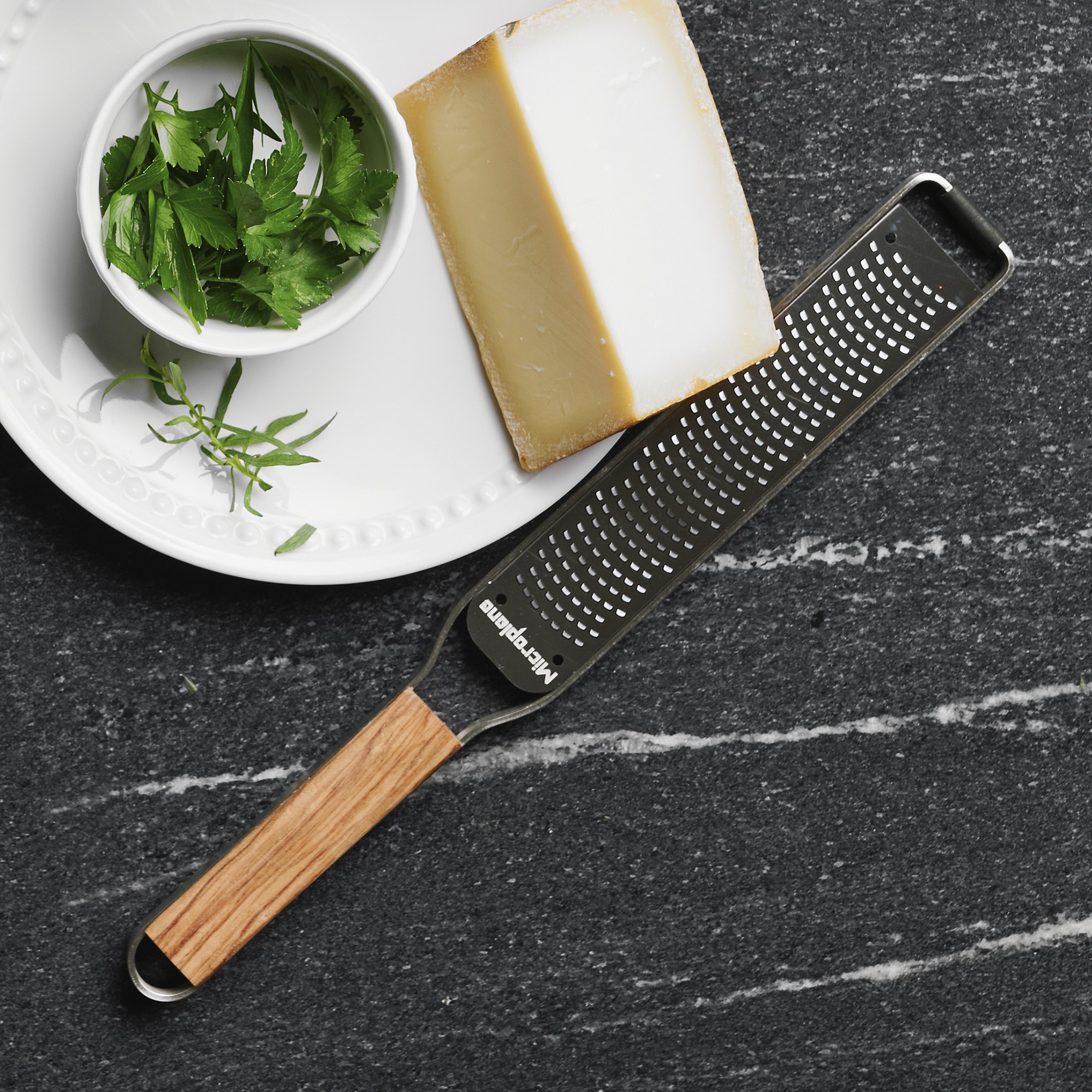 Microplane® Olivewood Master Series Paddle Graters