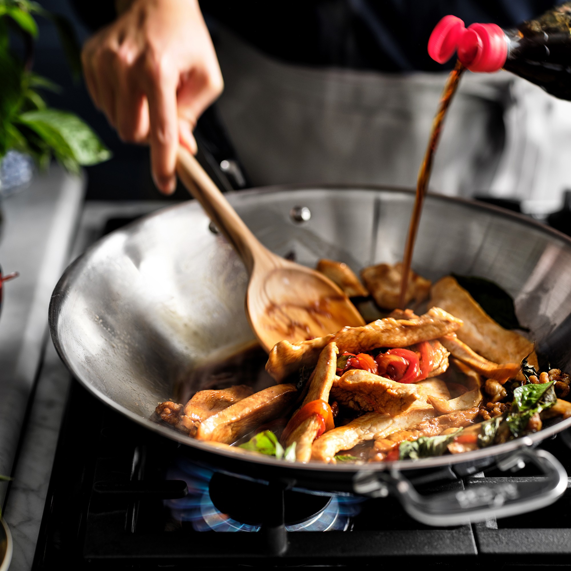 All-Clad D3® Tri-Ply Stainless-Steel Wok, 14