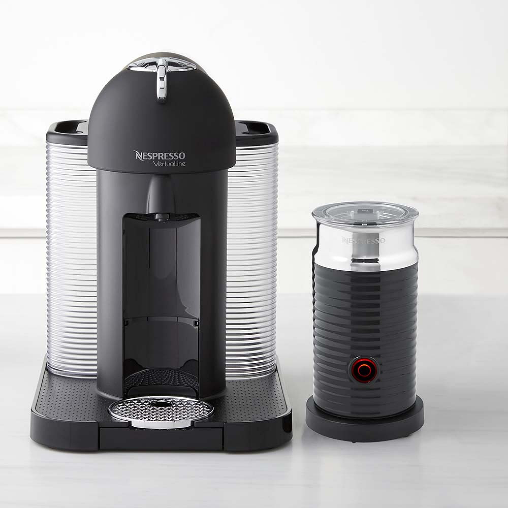 Nespresso Vertuo Coffee Maker & Espresso Machine by Breville with Aeroccino