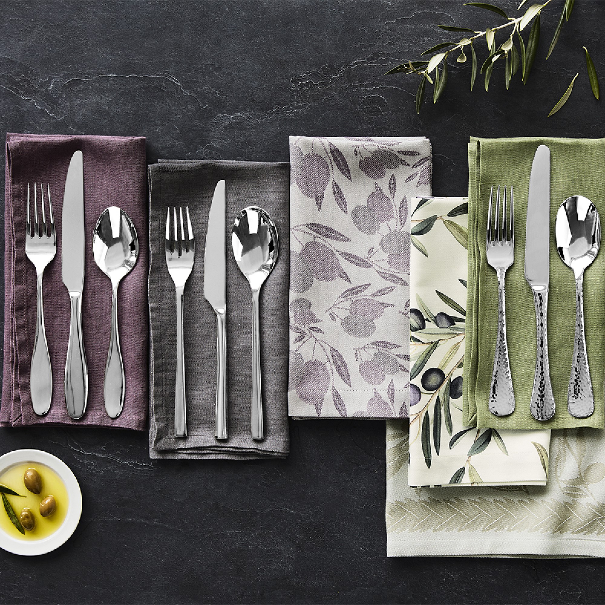 Linea 20-Piece Flatware Set
