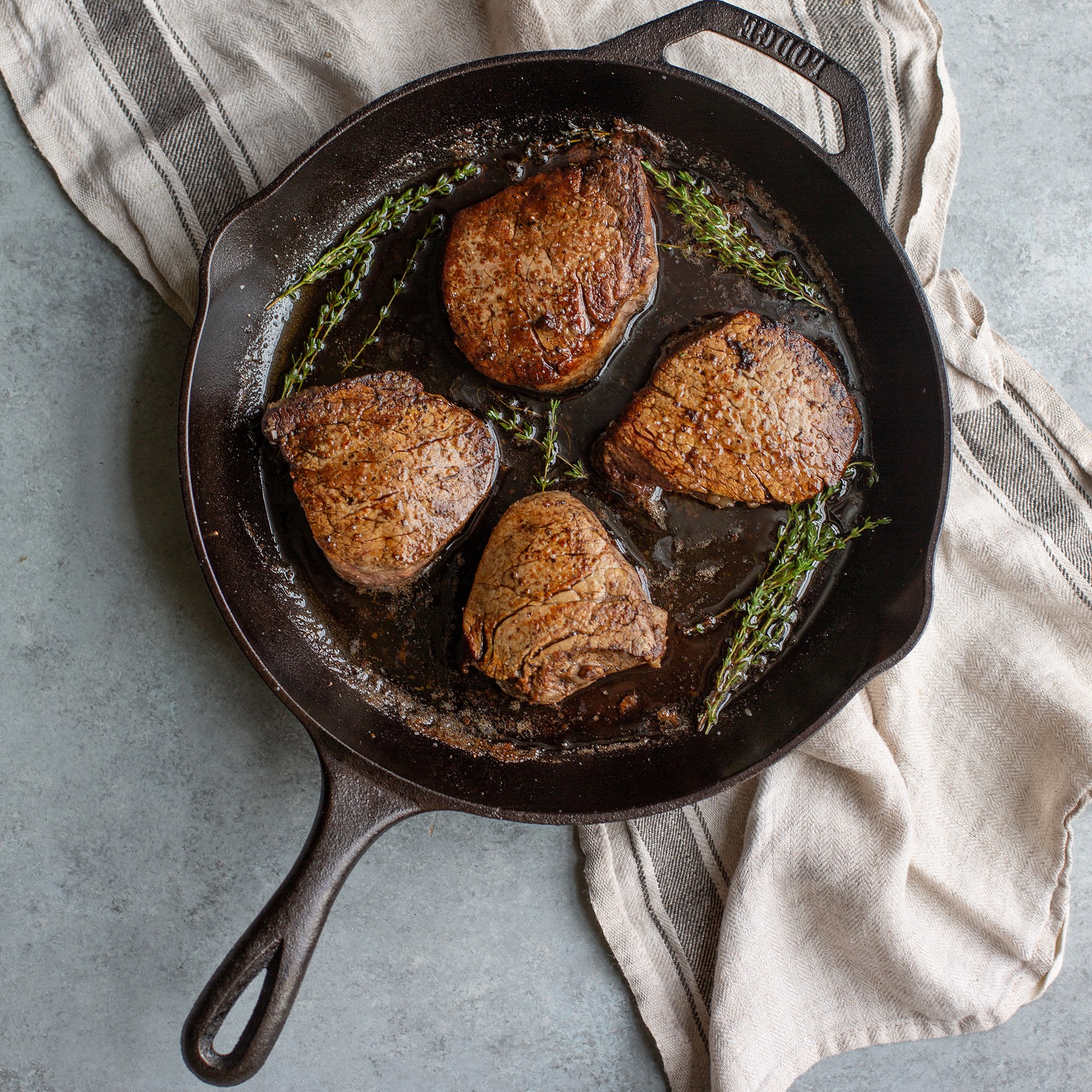 Lodge Chef Collection Seasoned Cast Iron Skillet