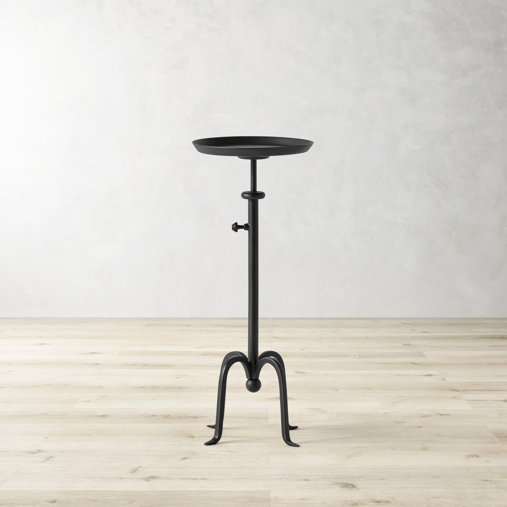 Metal Adjustable Accent Table (10