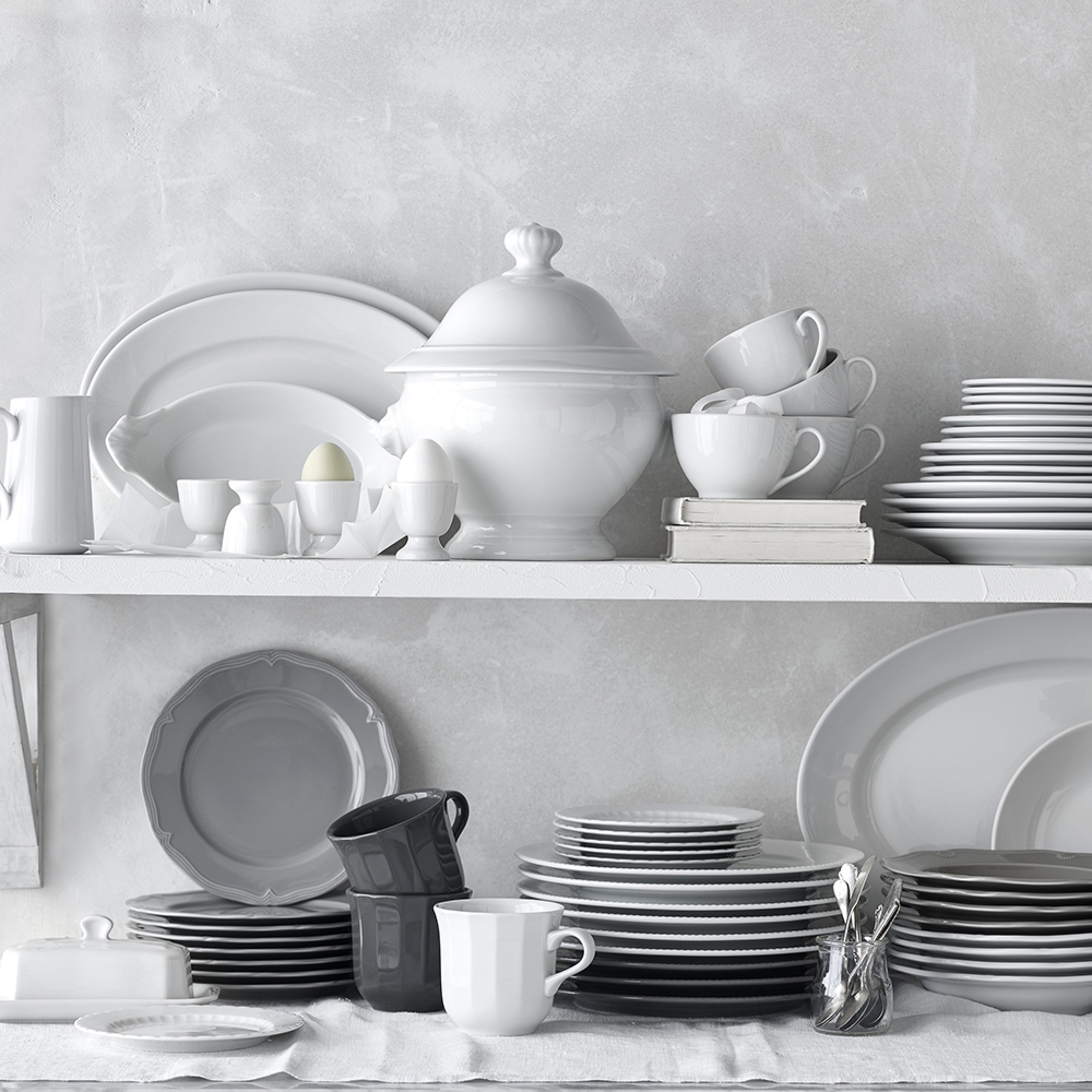 Apilco Tradition Bread & Butter Plates, Set of 4