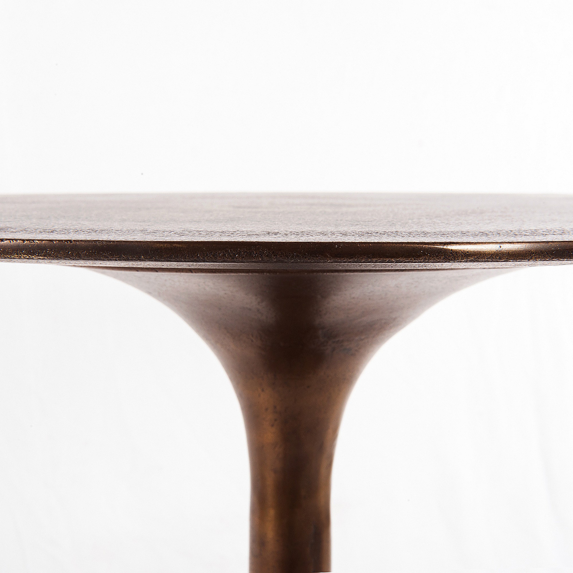 Piermont Tulip Side Table (20