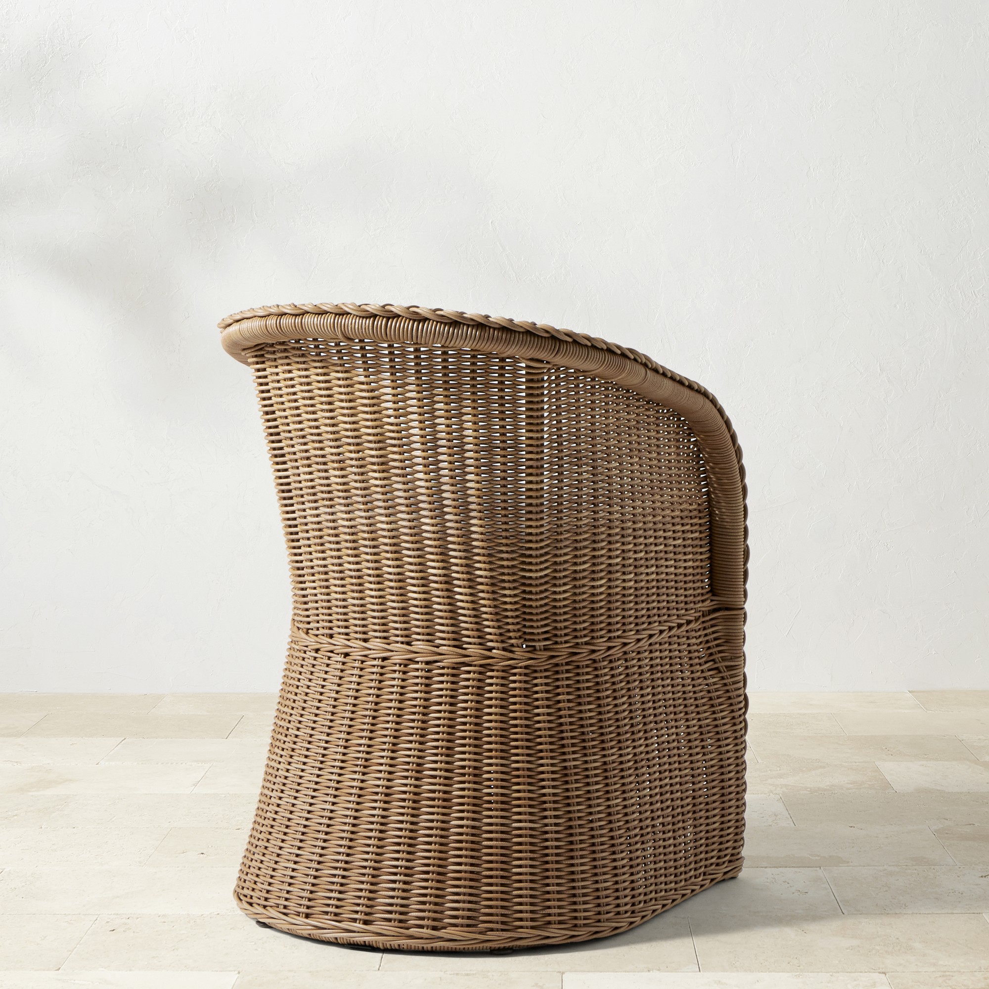 AERIN East Hampton Dining Table & Dining Chairs