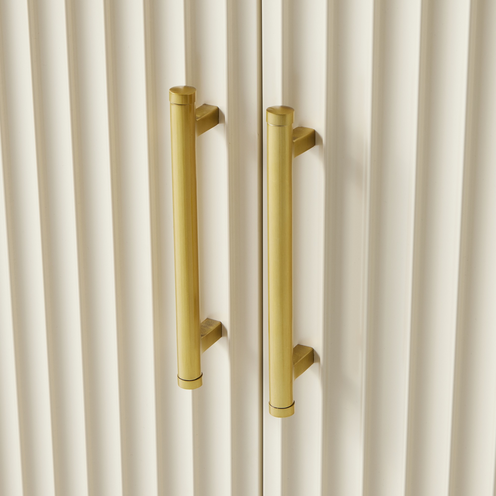 Lewis Bar Cabinet (36