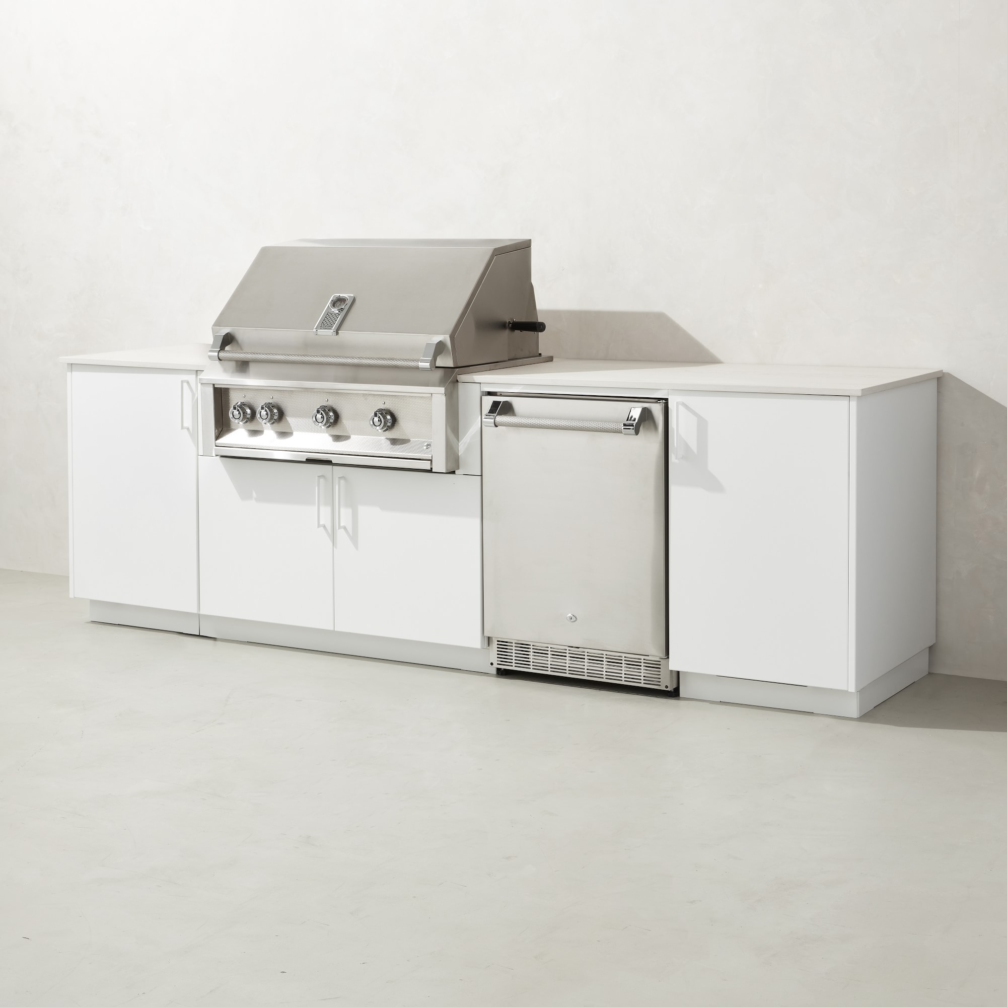 Urban Bonfire Outdoor Kitchen x Hestan 36” Grill and Fridge