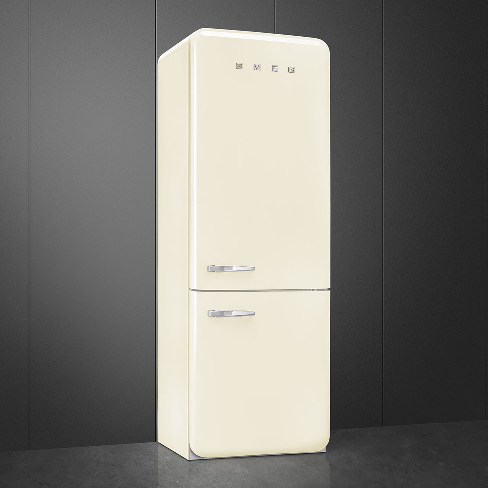 SMEG 50's Style Retro FAB 38 Refrigerator with Freezer