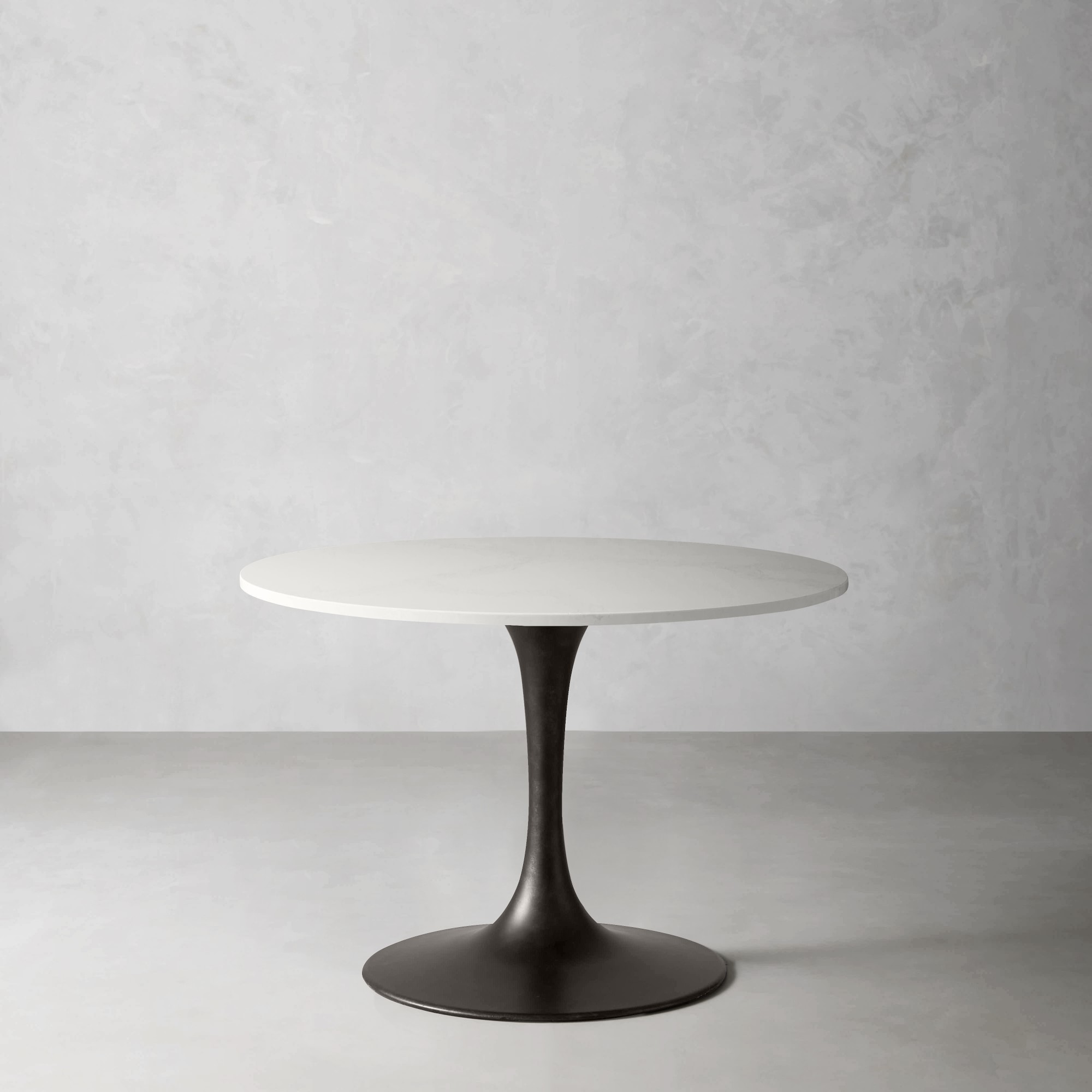 Tulip Round Pedestal Dining Table (42