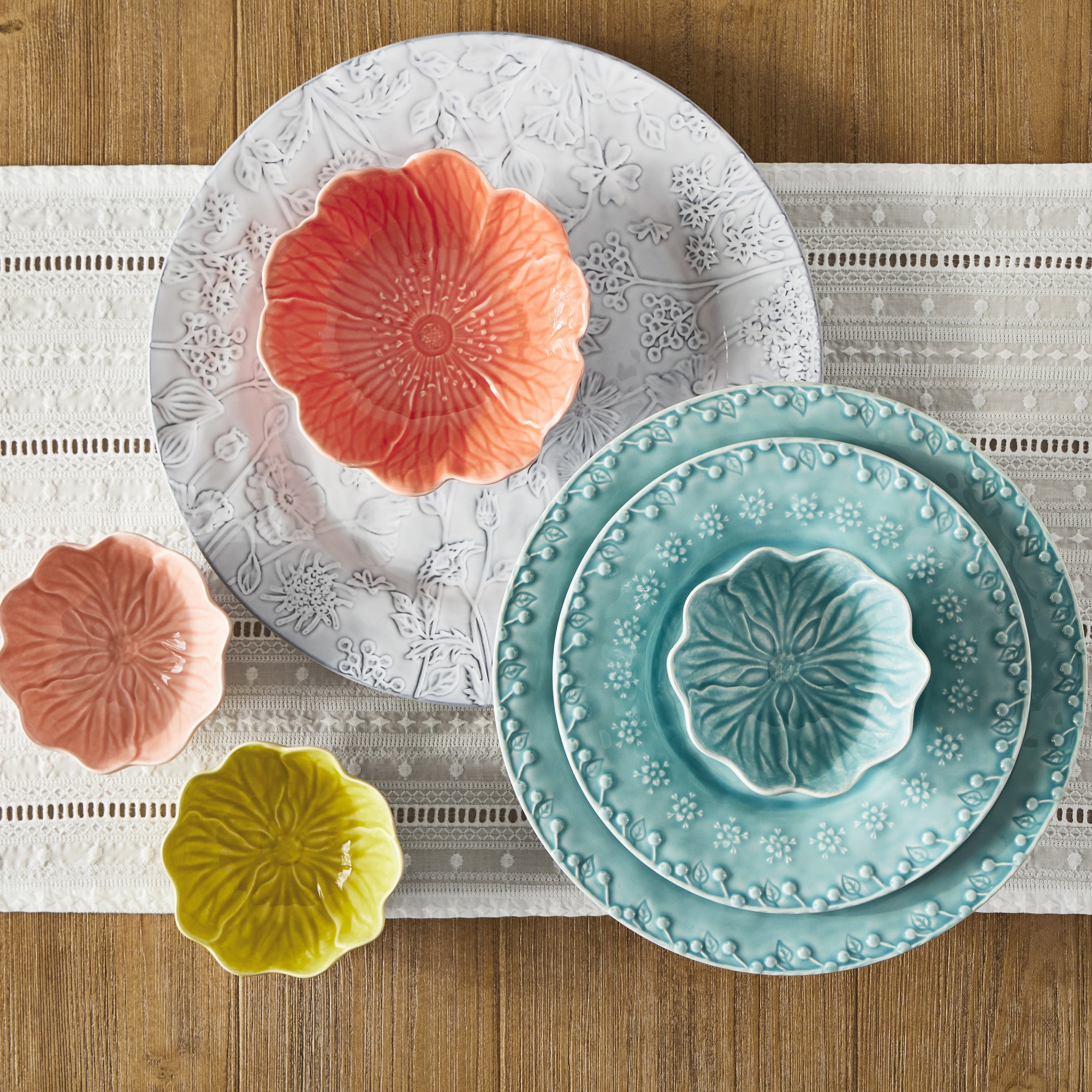 Bordallo Pinheiro Flora Charger