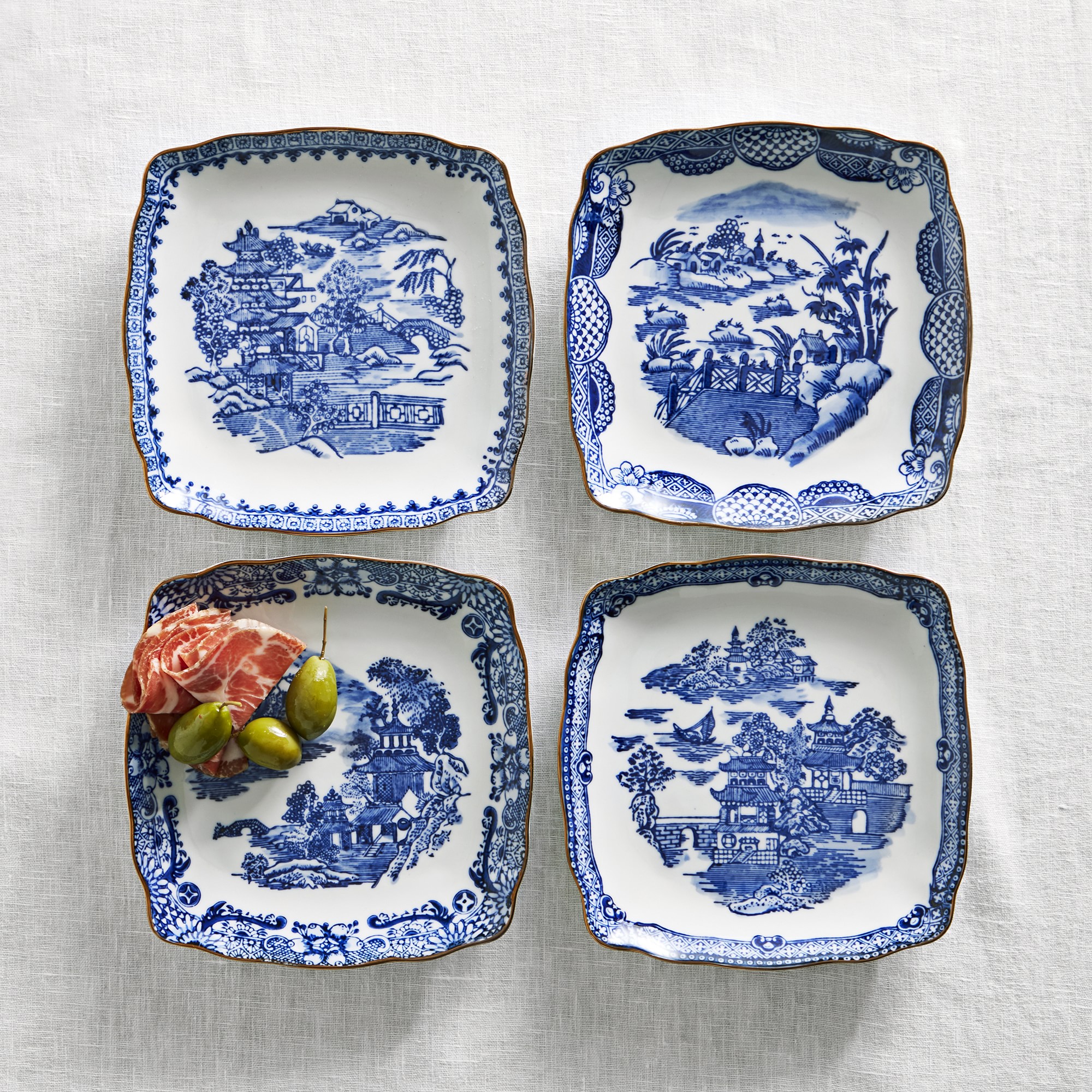 Marlo Thomas x Williams Sonoma Blue Dinnerware Collection