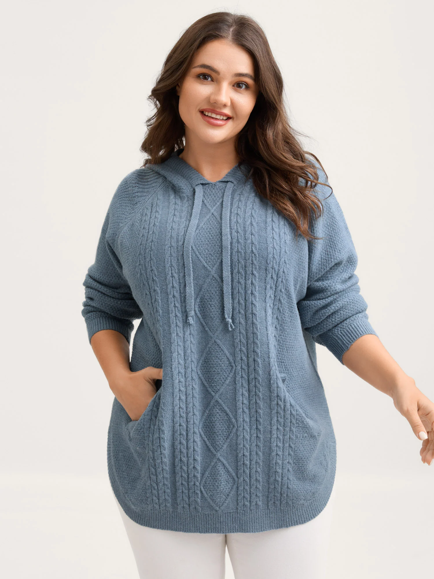 Cable Knit Curvy Hem Hooded Pullover