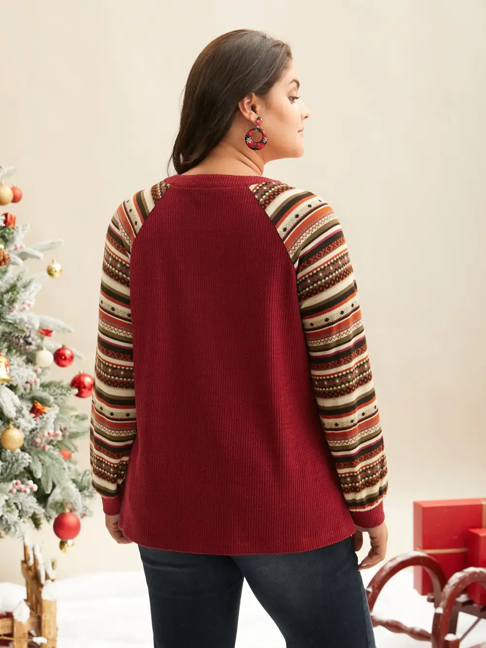 Festive Striped Raglan Sleeves Sweatshirt