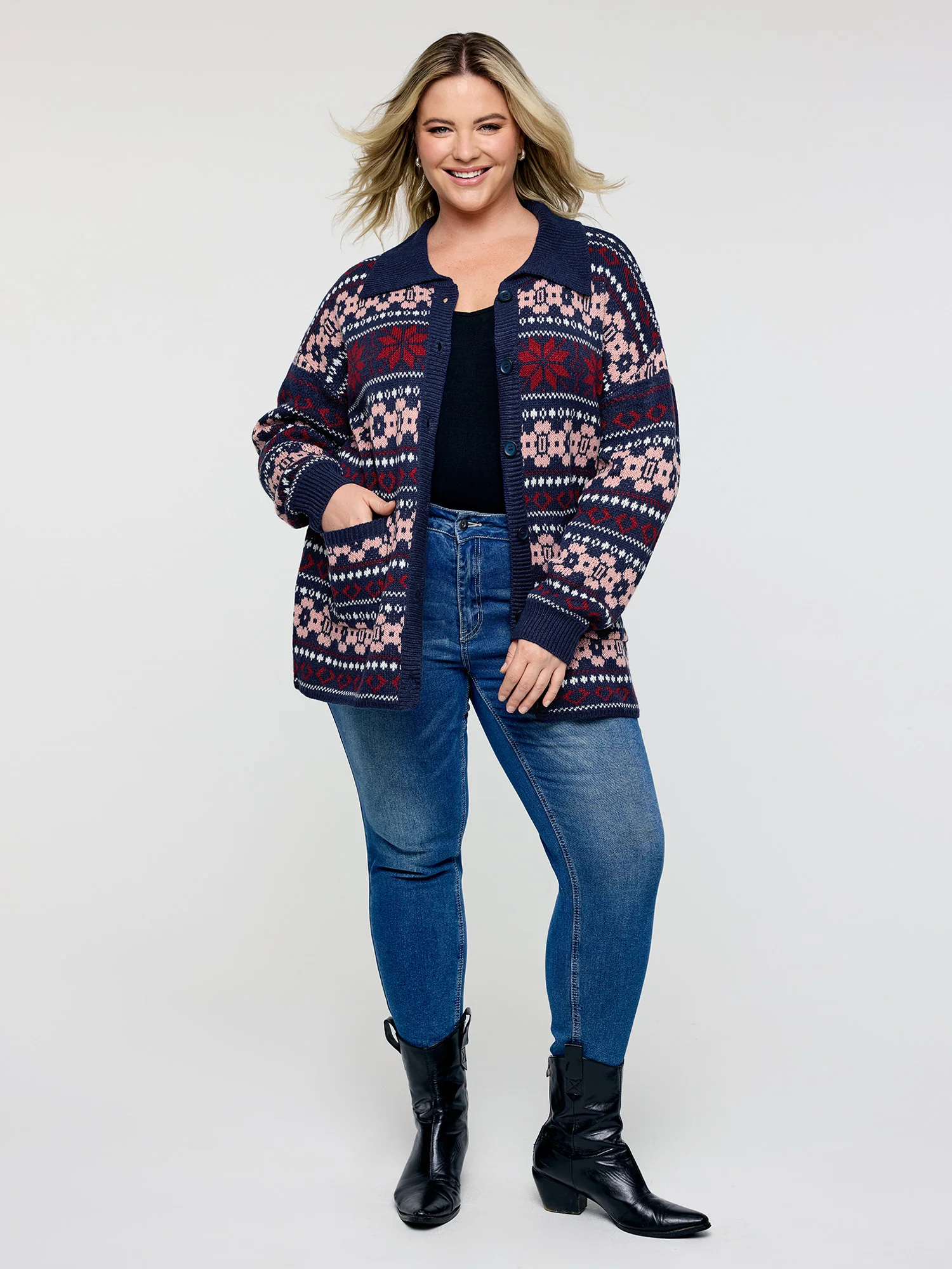 Geometric Pattern Patch Pocket Button Knit Cardigan